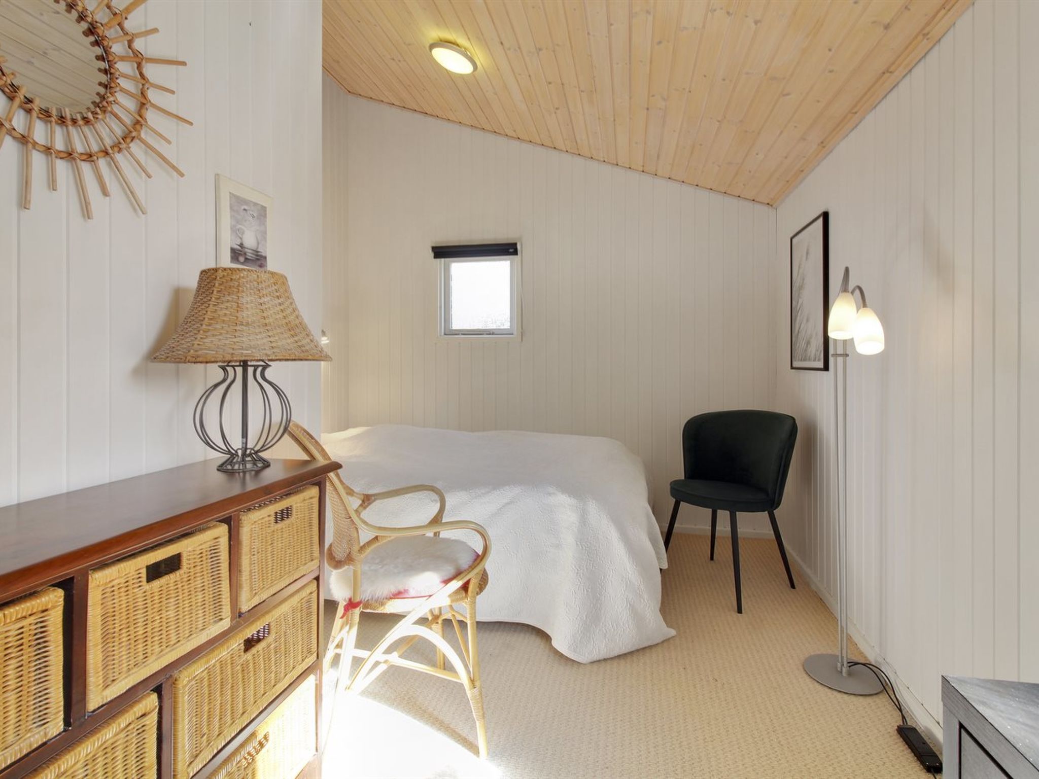 "Fridhild" - 875m from the sea - Binnen
