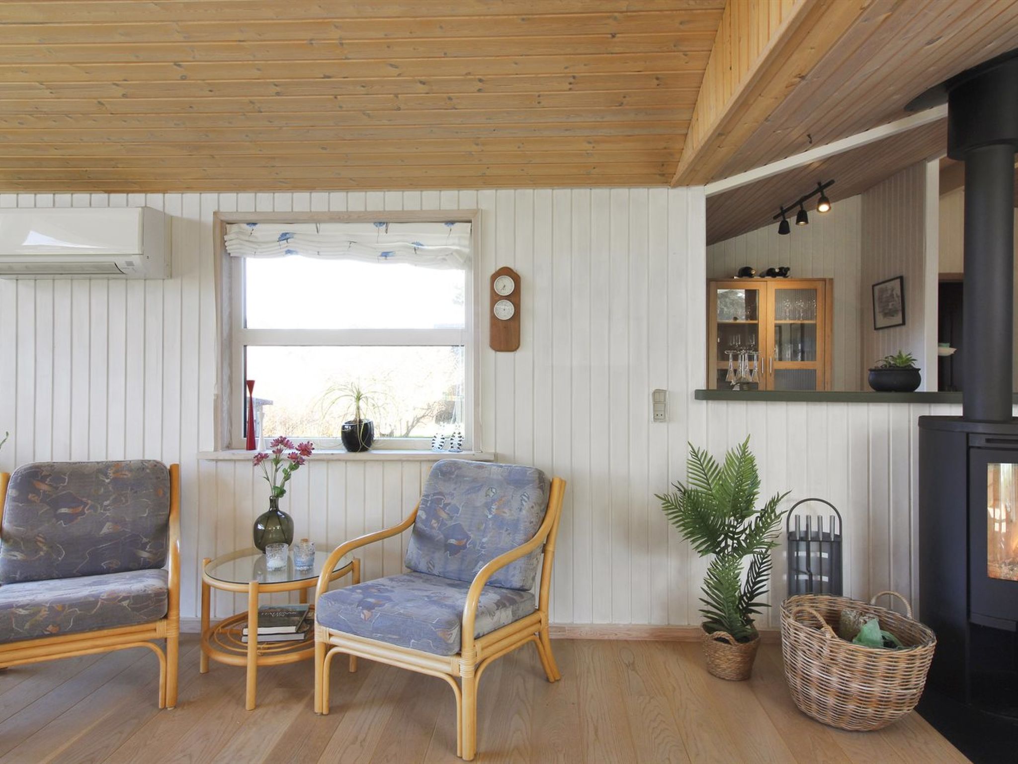 "Fridhild" - 875m from the sea - Binnen