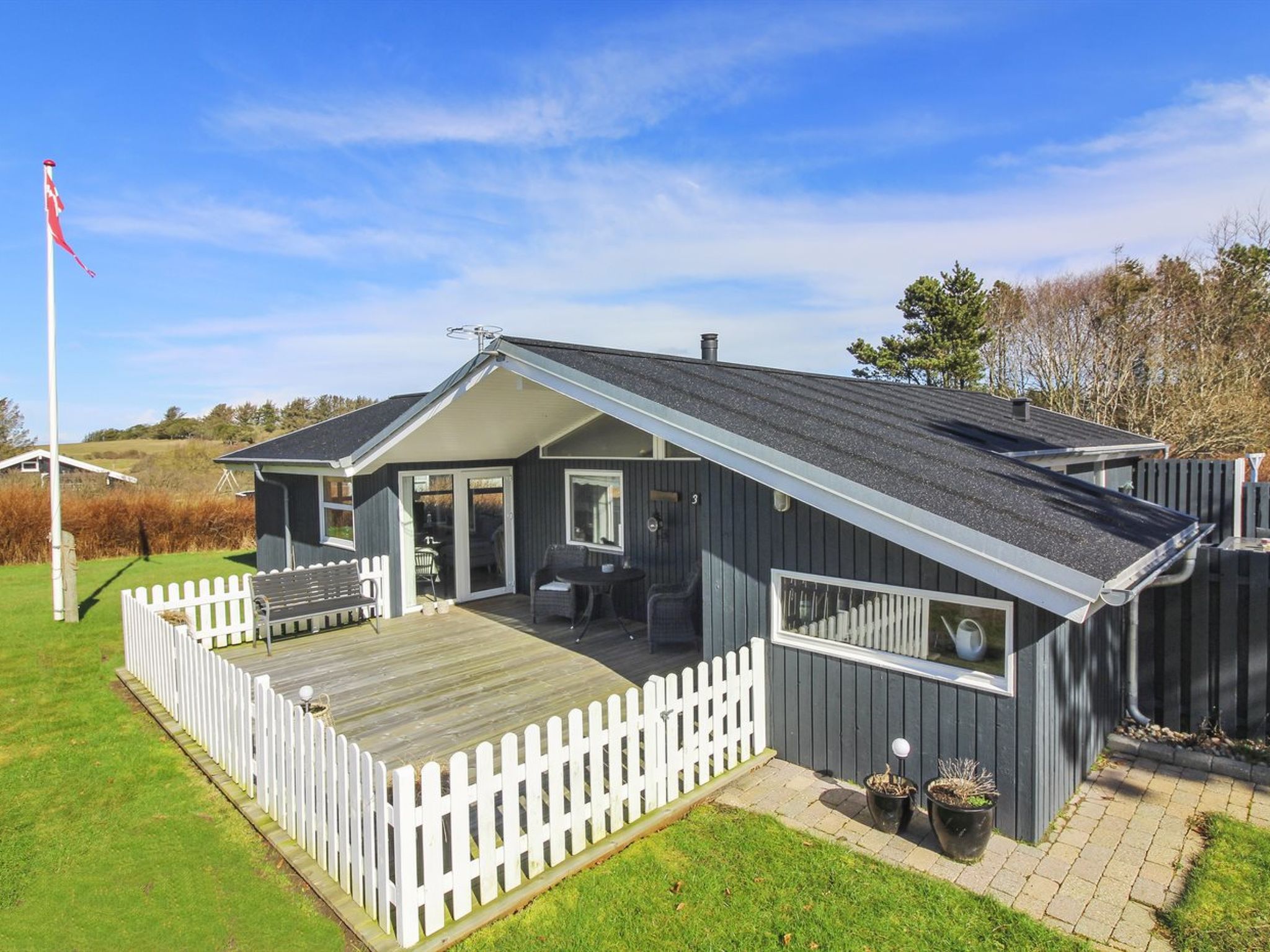 "Fridhild" - 875m from the sea - Buiten