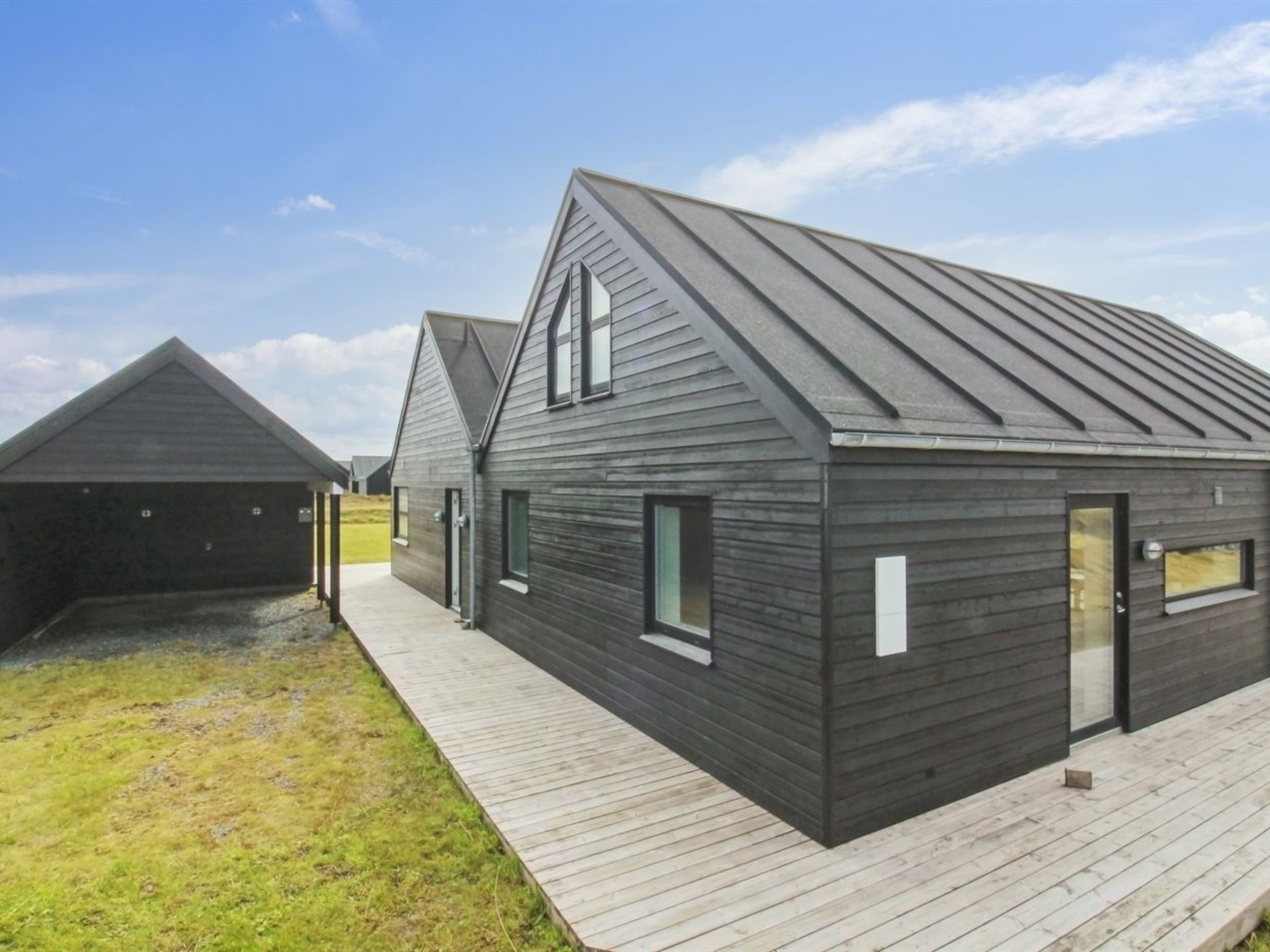 "Othinkarl" - 100m from the sea-Buiten