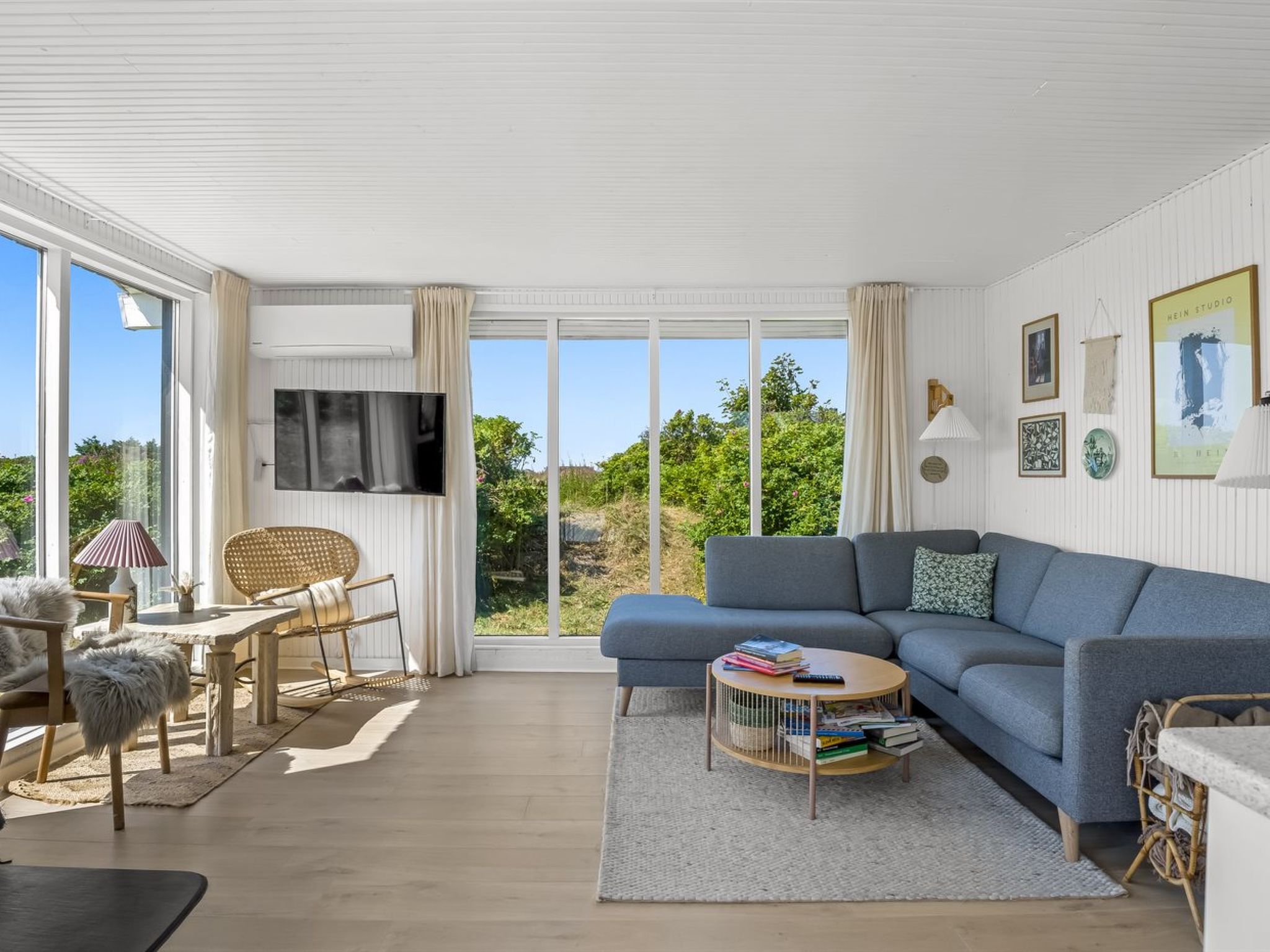 "Zina" - 600m from the sea