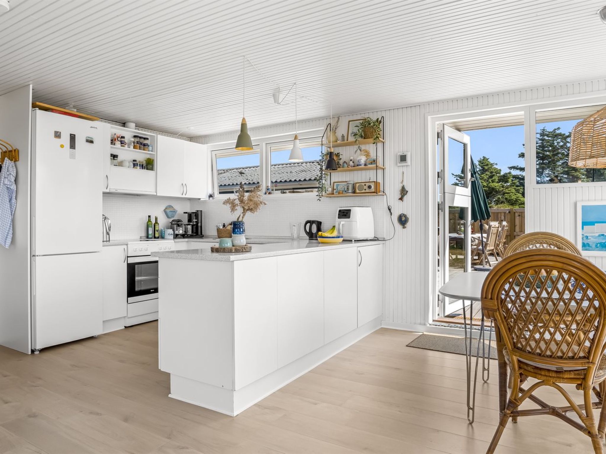 "Zina" - 600m from the sea