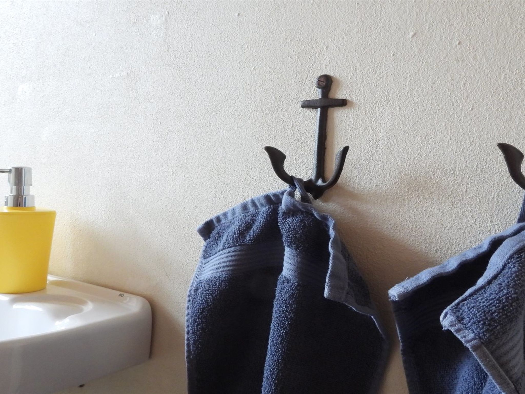 "Ljuba" - 1.3km from the sea-Binnen