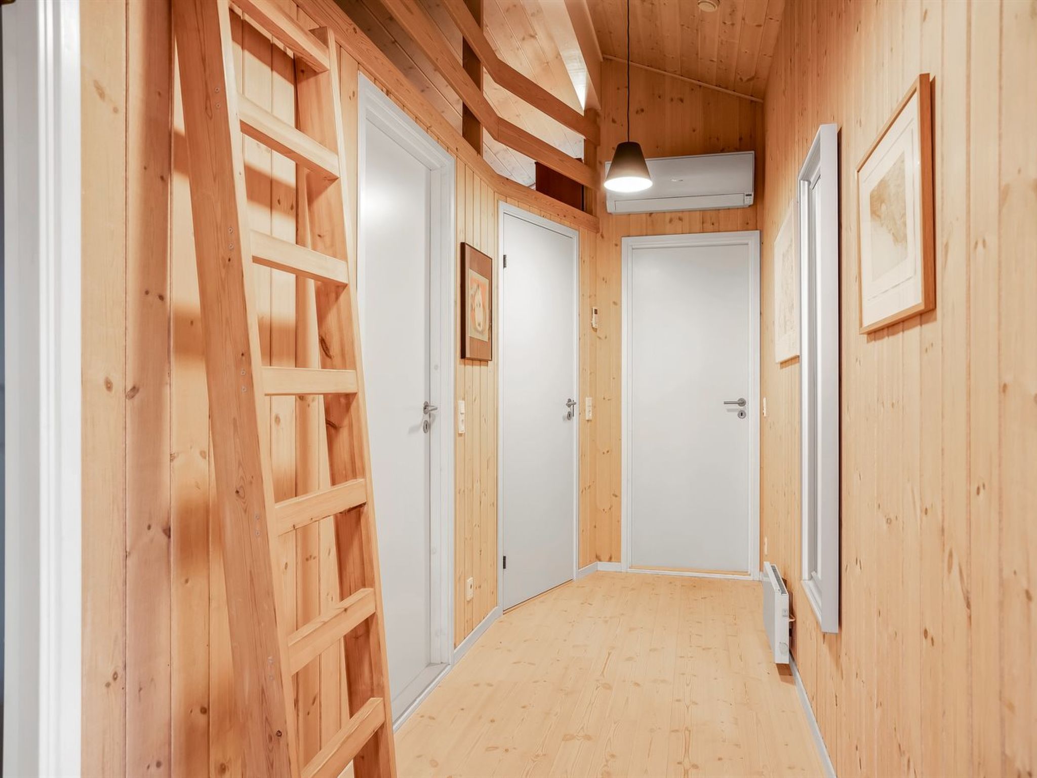 "Udder" - 250m from the sea-Drinnen