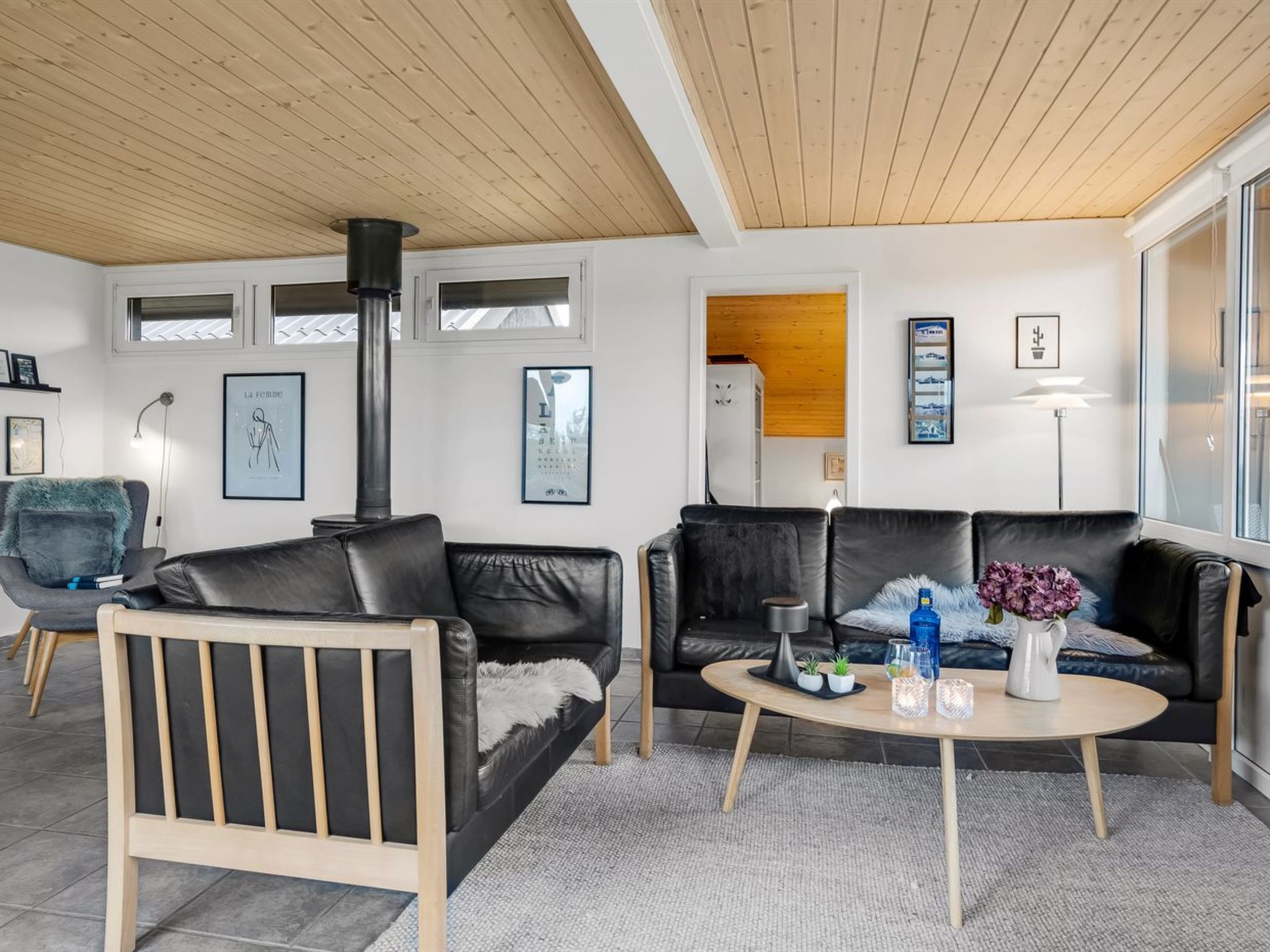 "Erblin" - 400m from the sea-Inside
