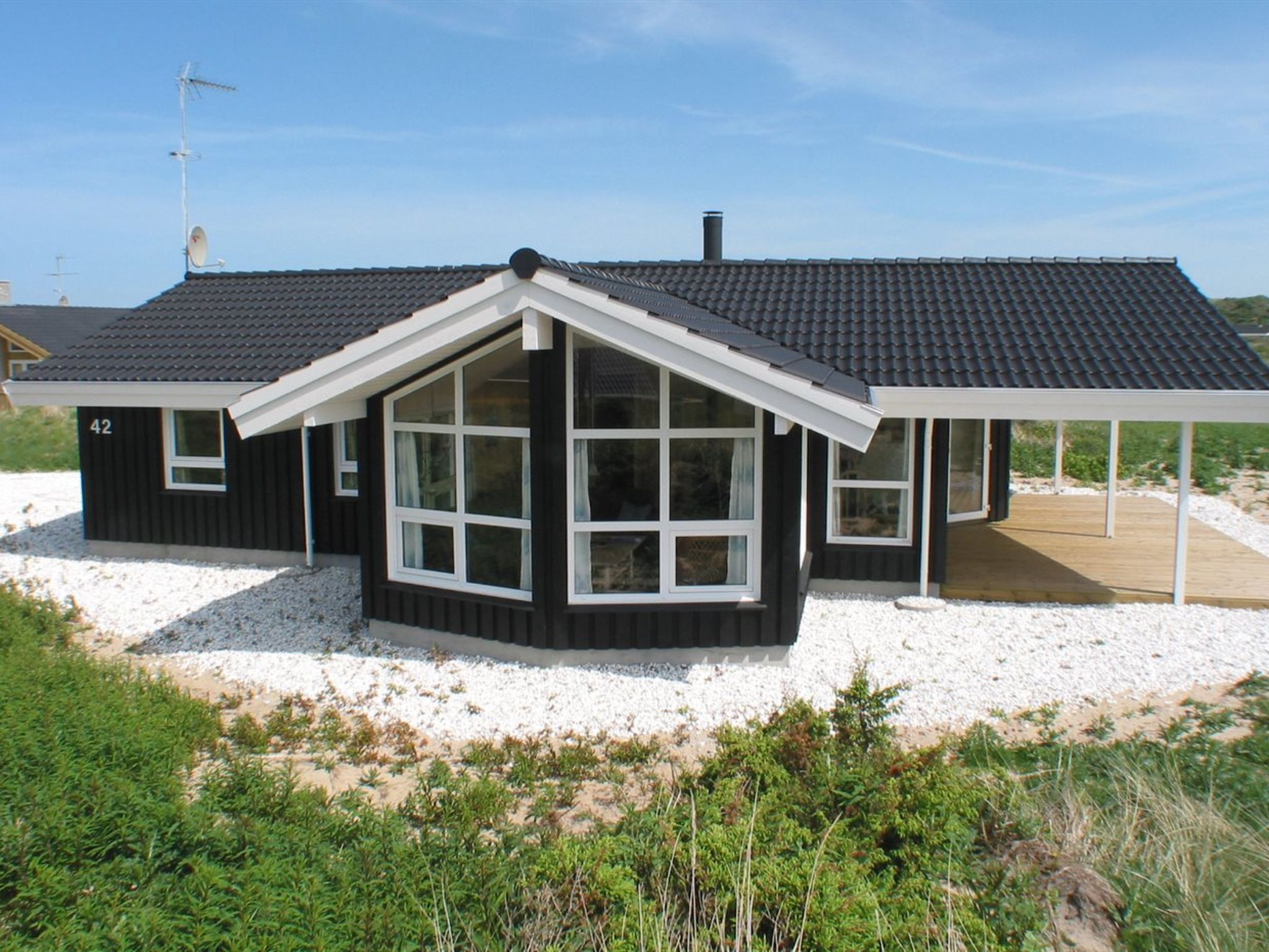 "Zuhra" - 400m from the sea