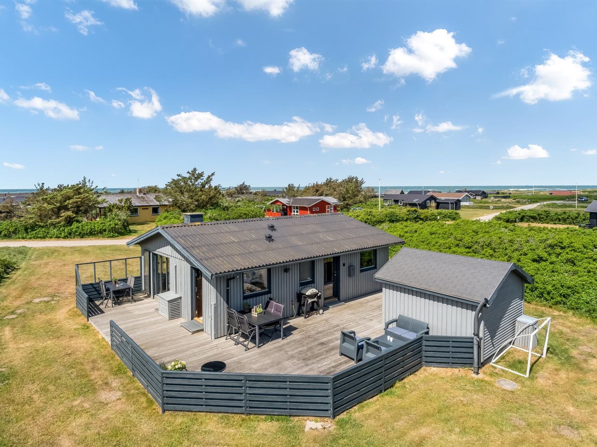"Iiris" - 200m from the sea-Buiten