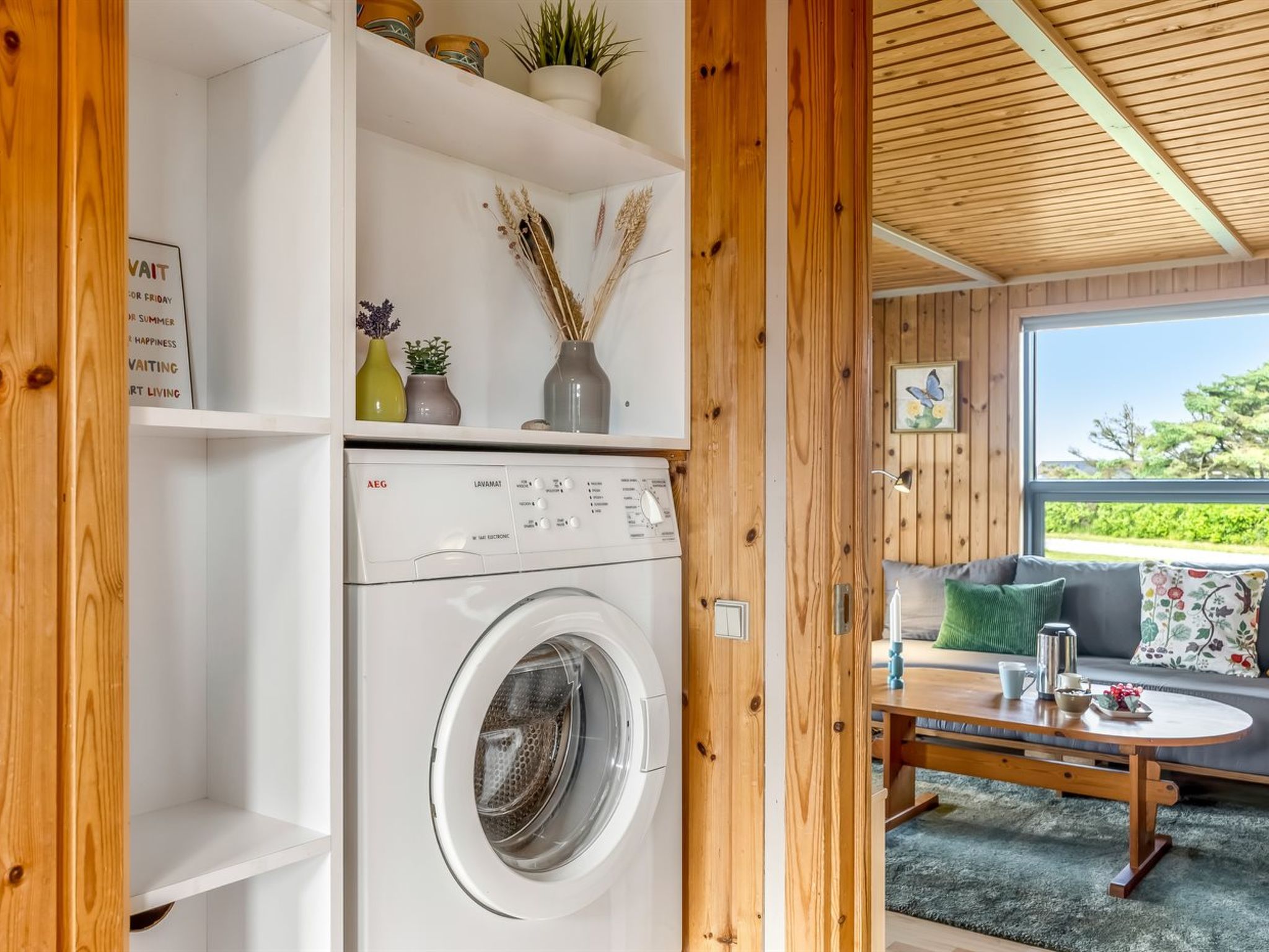 "Iiris" - 200m from the sea - Binnen