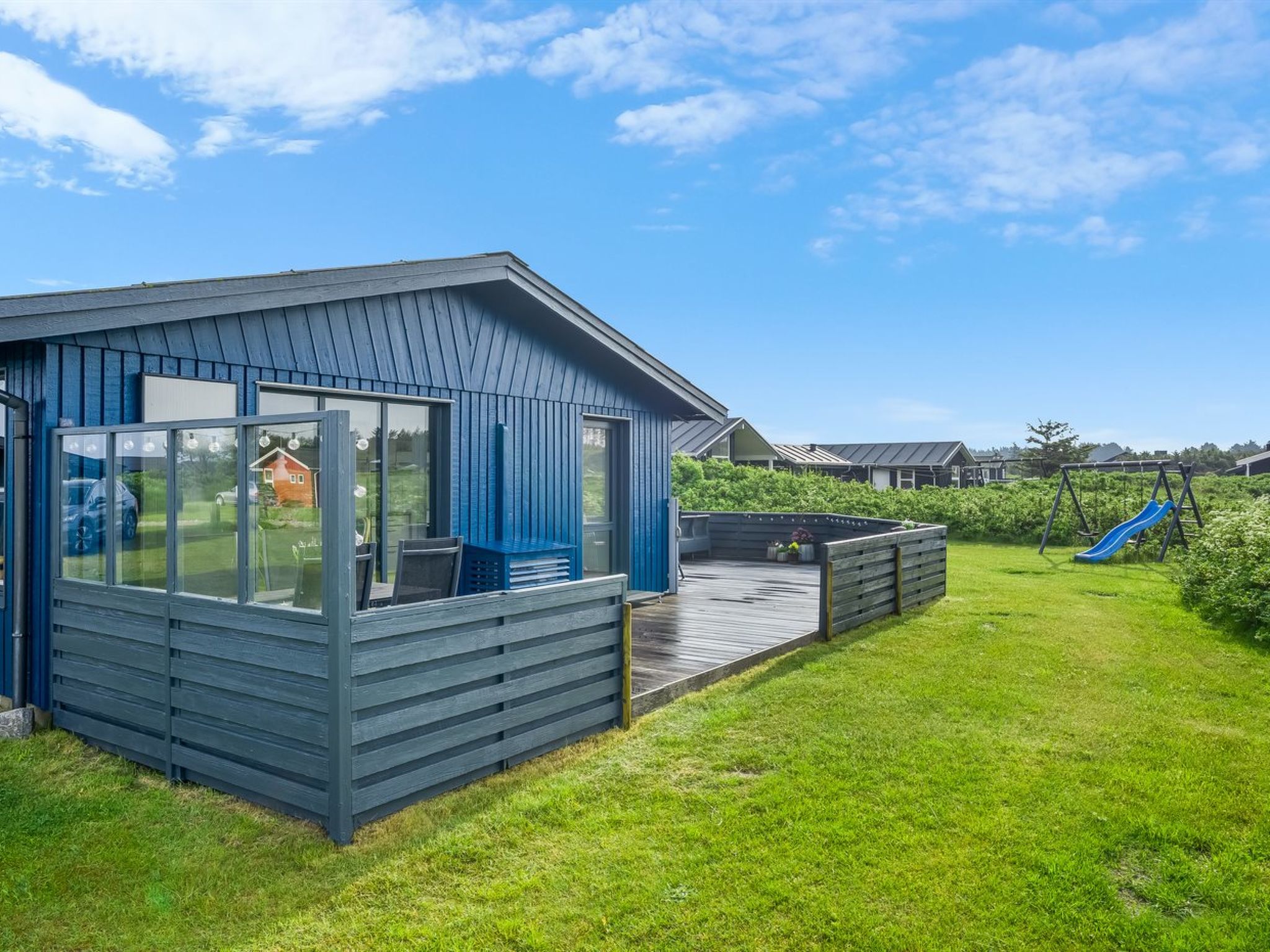 "Iiris" - 200m from the sea - Buiten