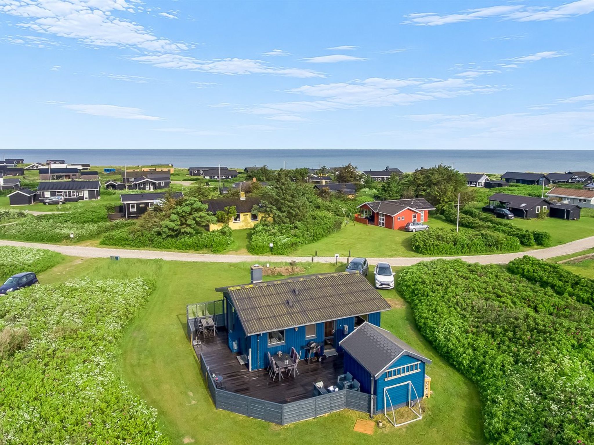 "Iiris" - 200m from the sea - Buiten