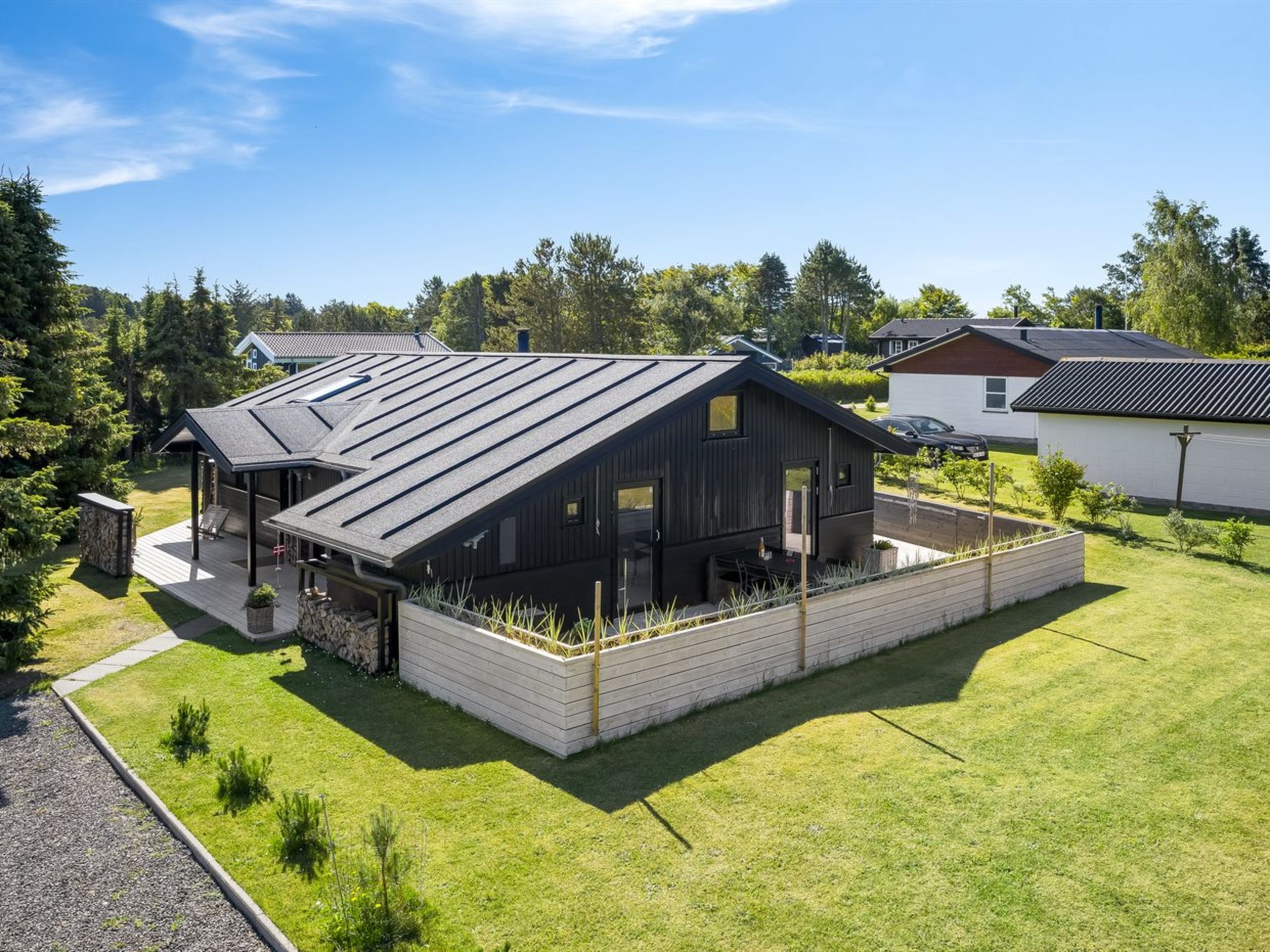 "Verner" - 990m from the sea - Buiten
