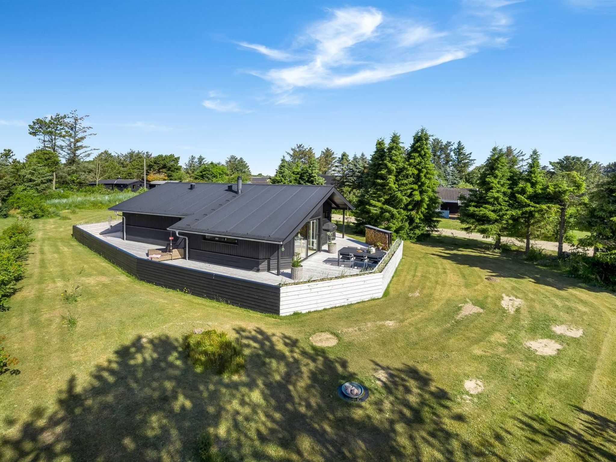 "Verner" - 990m from the sea - Buiten