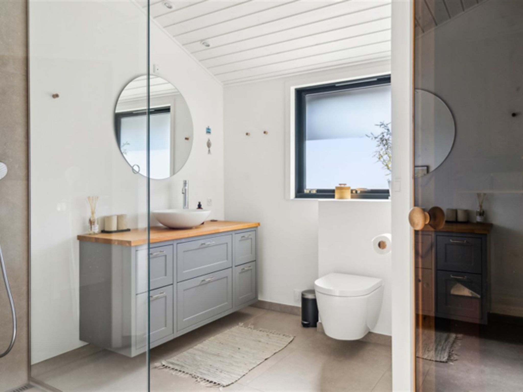 "Verner" - 990m from the sea-Binnen