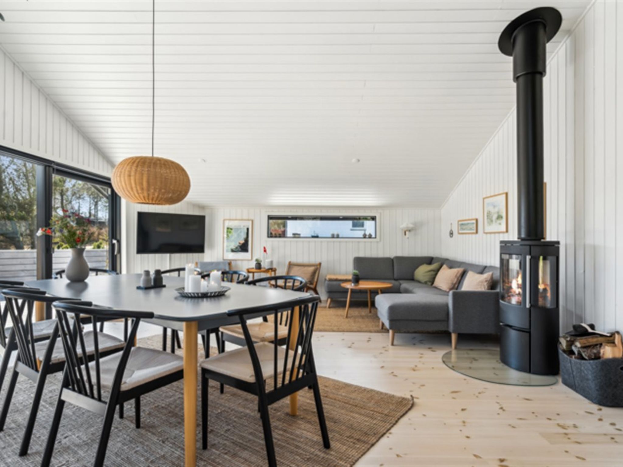 "Verner" - 990m from the sea-Binnen