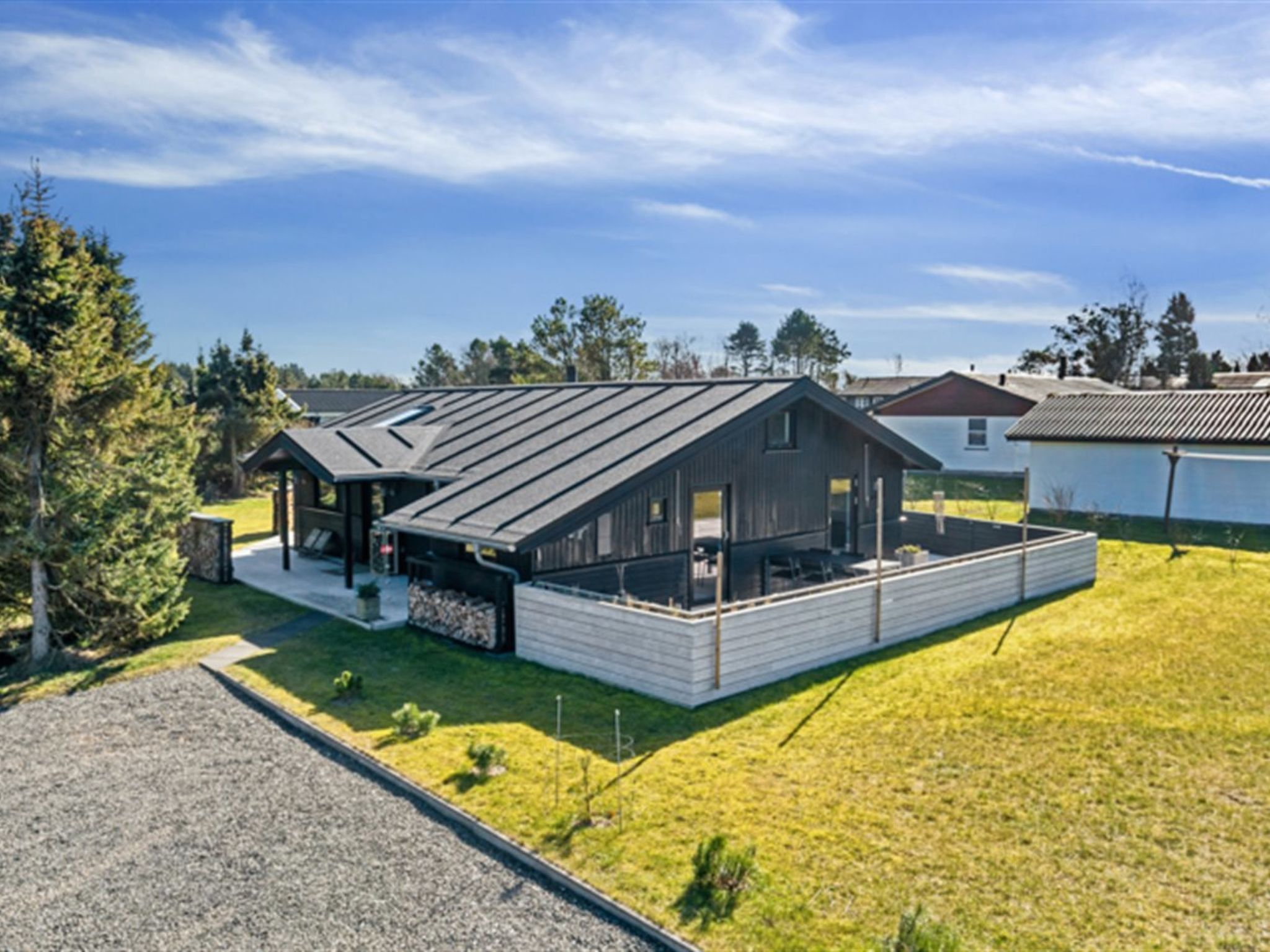 "Verner" - 990m from the sea-Buiten