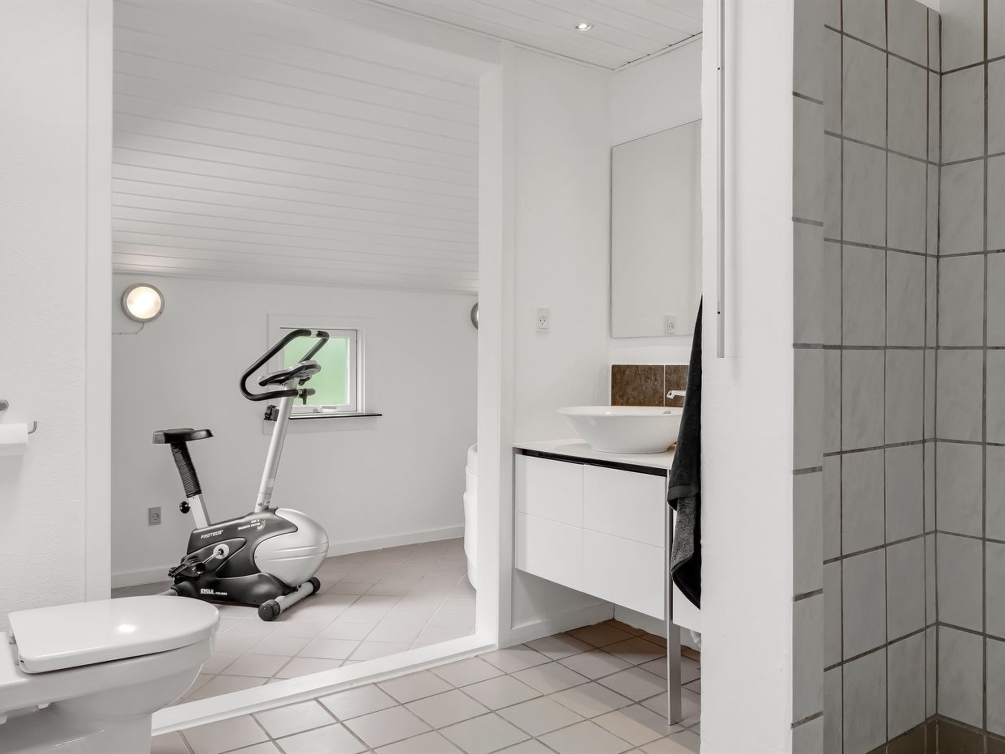 "Ensio" - 1.2km from the sea - Binnen