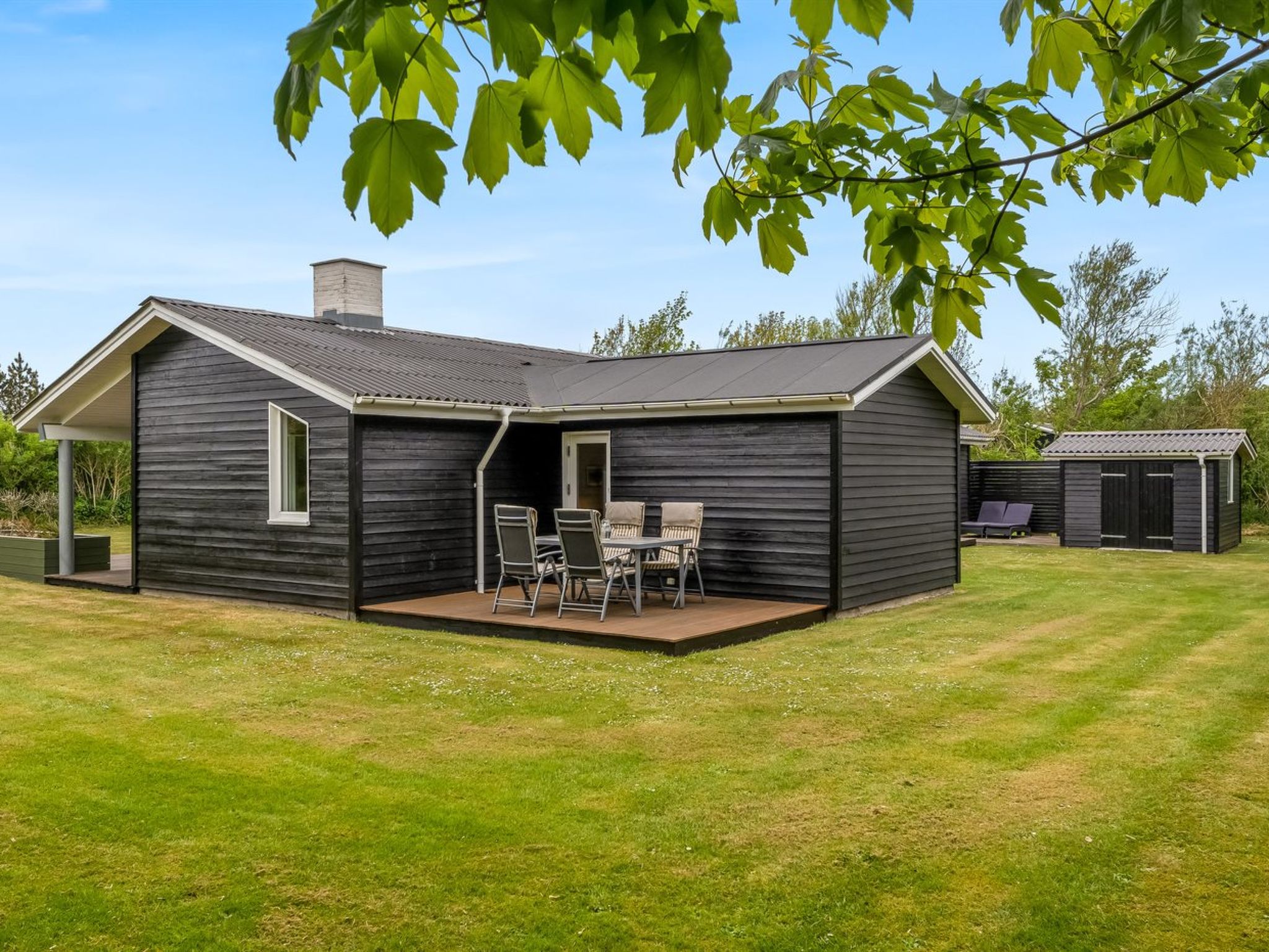 "Ensio" - 1.2km from the sea - Buiten