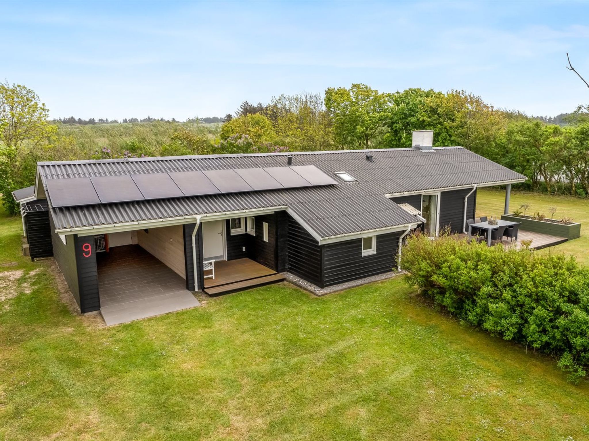 "Ensio" - 1.2km from the sea - Buiten