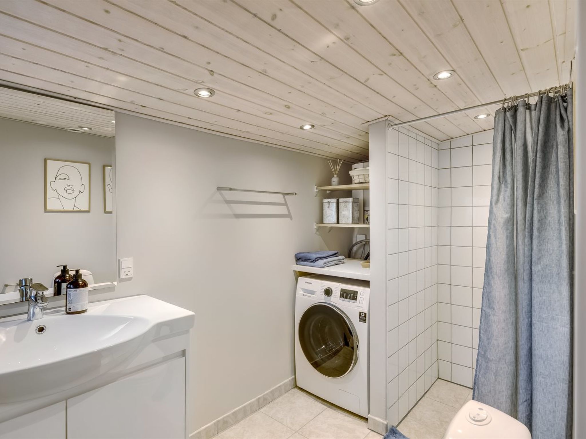 "Anemette" - 400m from the sea - Drinnen