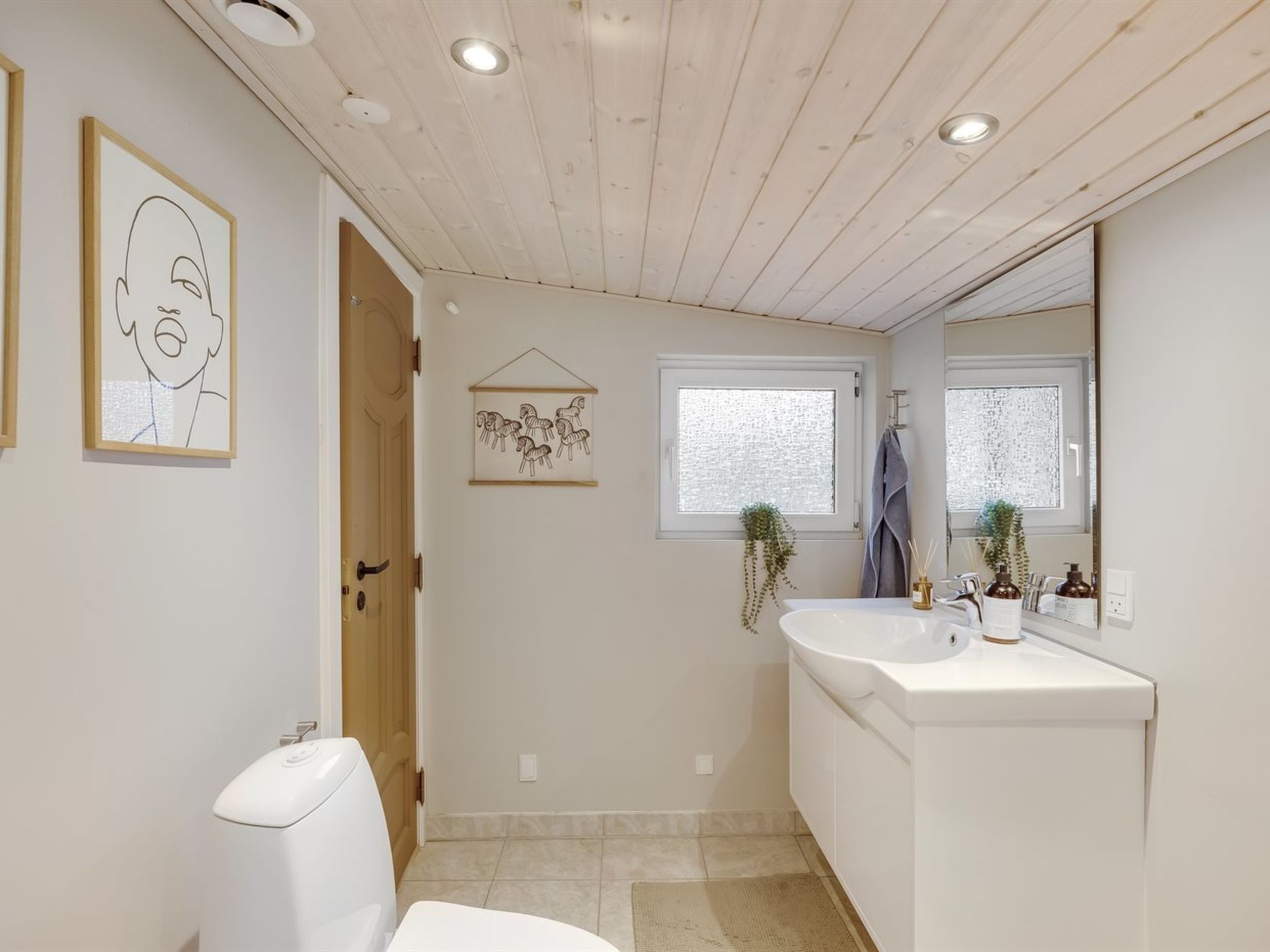 "Anemette" - 400m from the sea - Drinnen