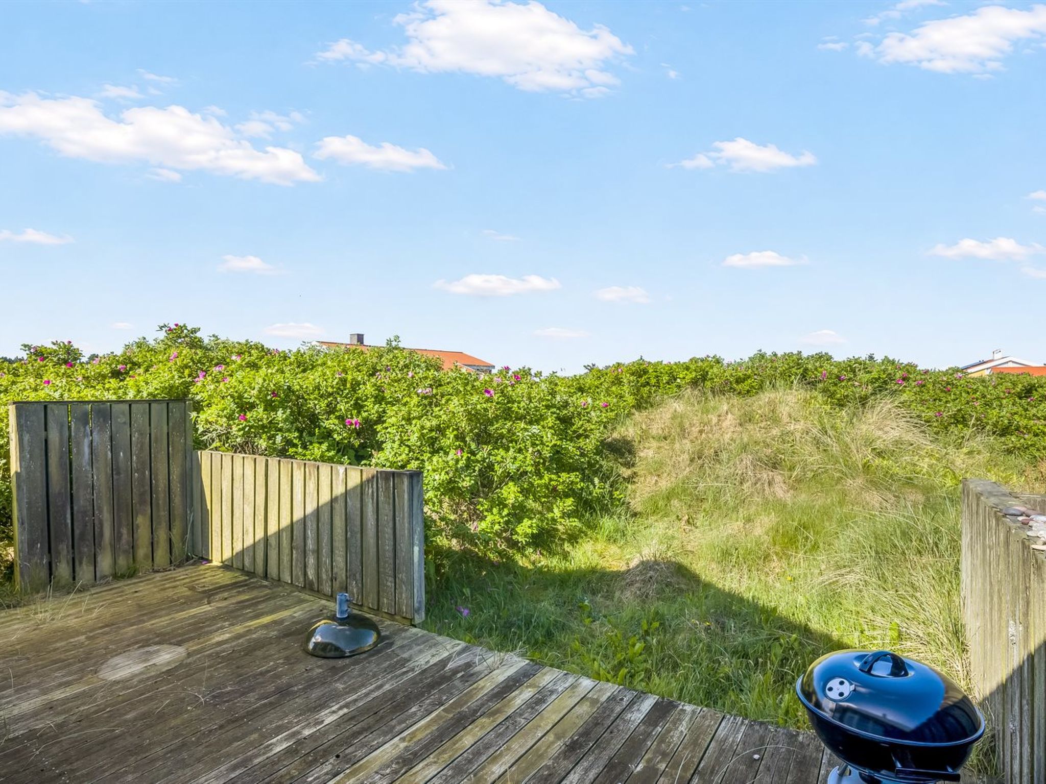 "Glennie" - 500m from the sea - Buiten