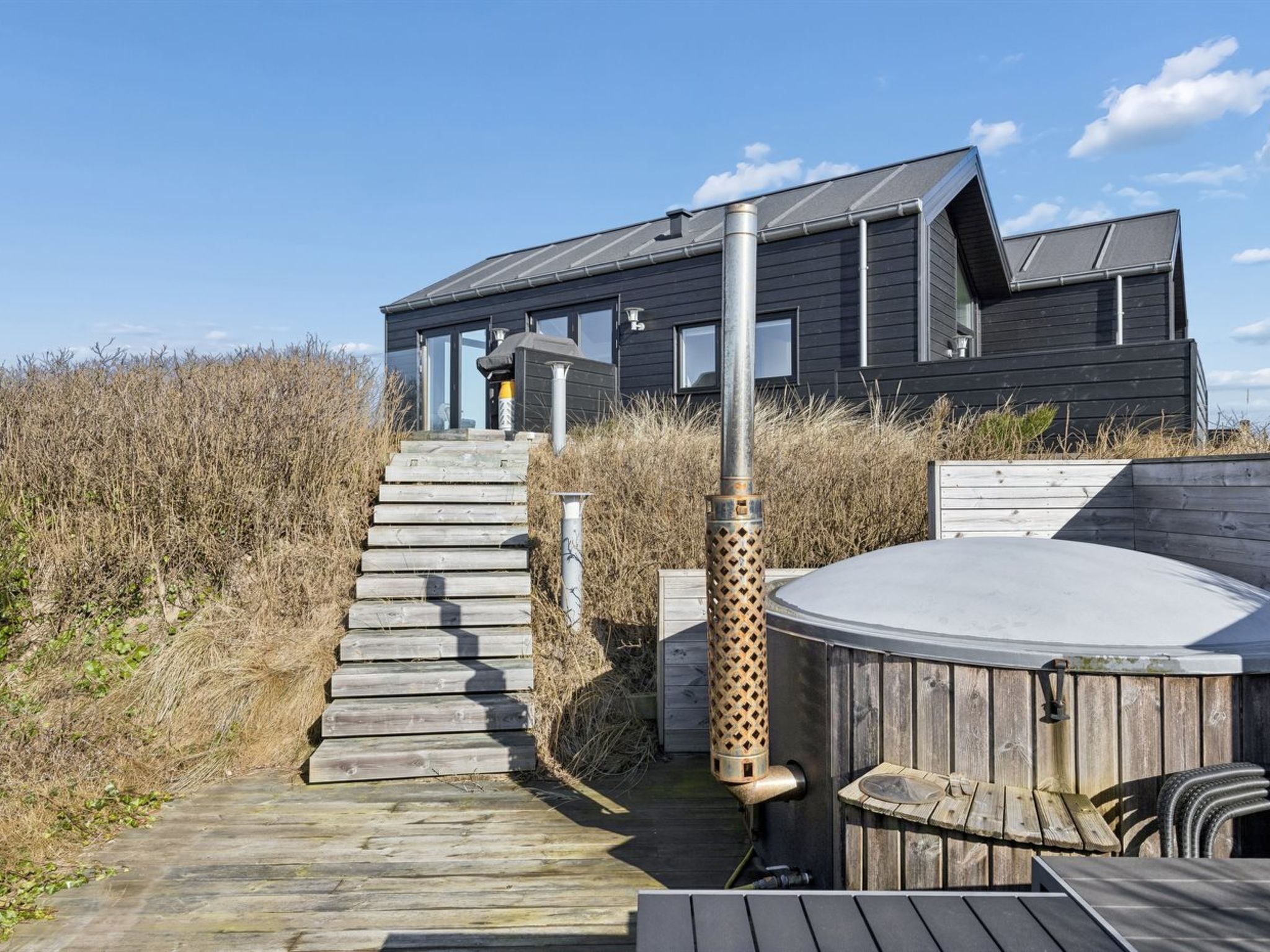 "Nuka" - 250m from the sea - Binnen