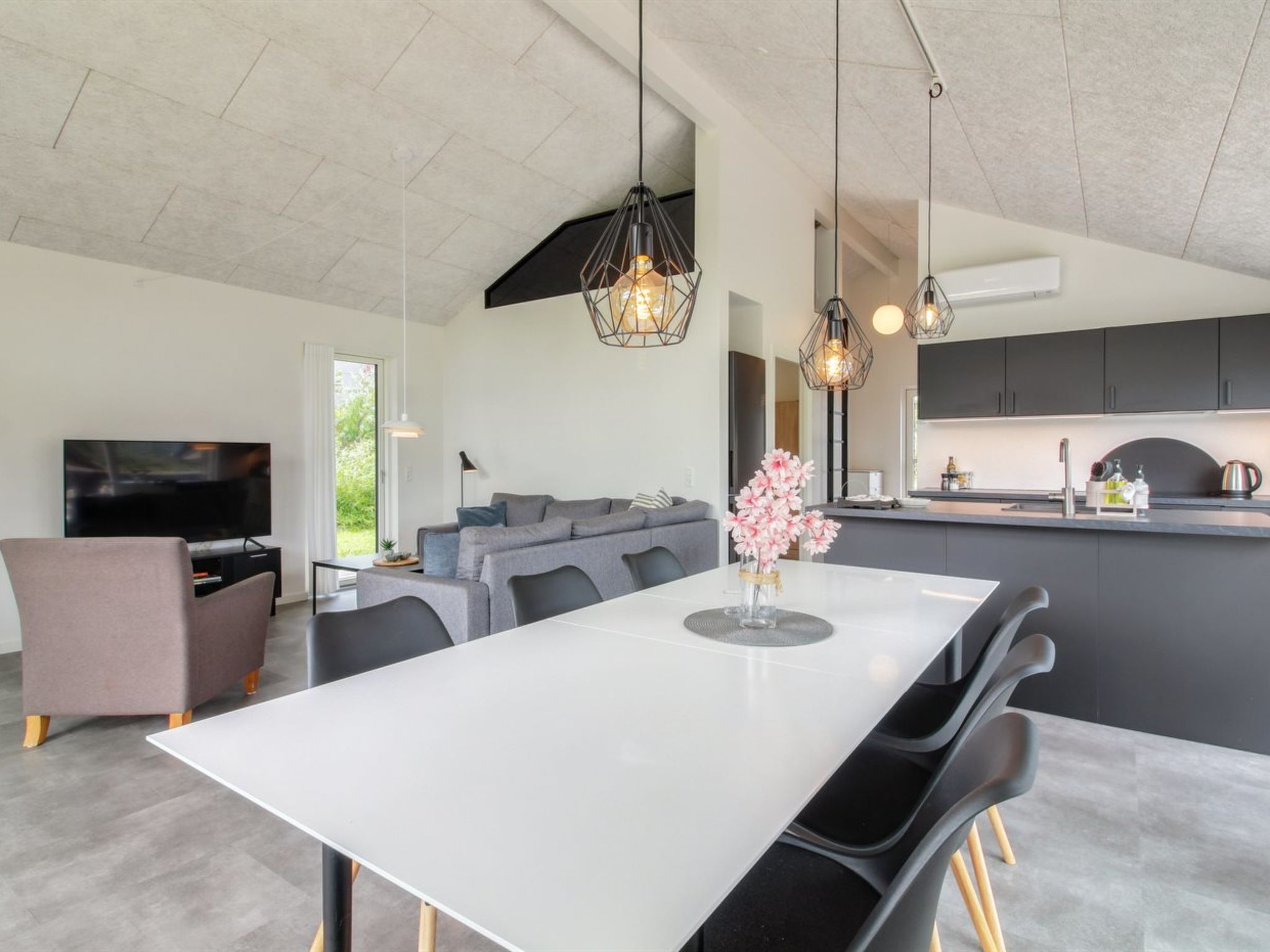 "Holke" - 600m from the sea - Drinnen