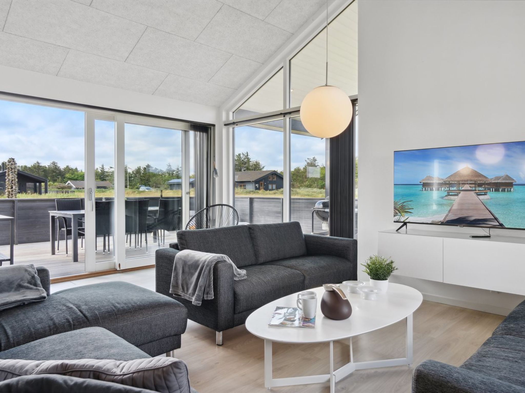 "Fader" - 950m from the sea - Binnen