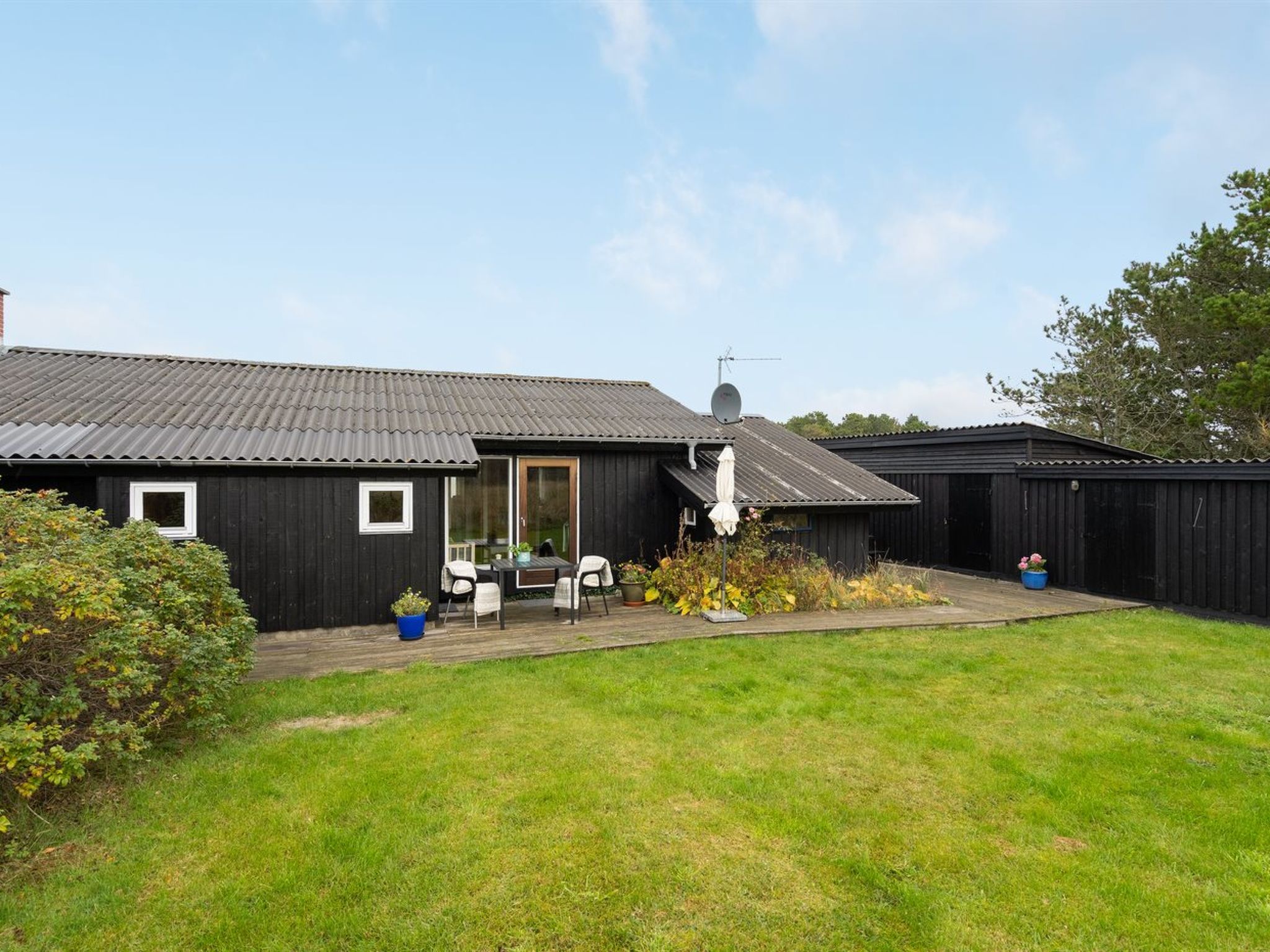 "Øgrim" - 204m from the sea-Buiten