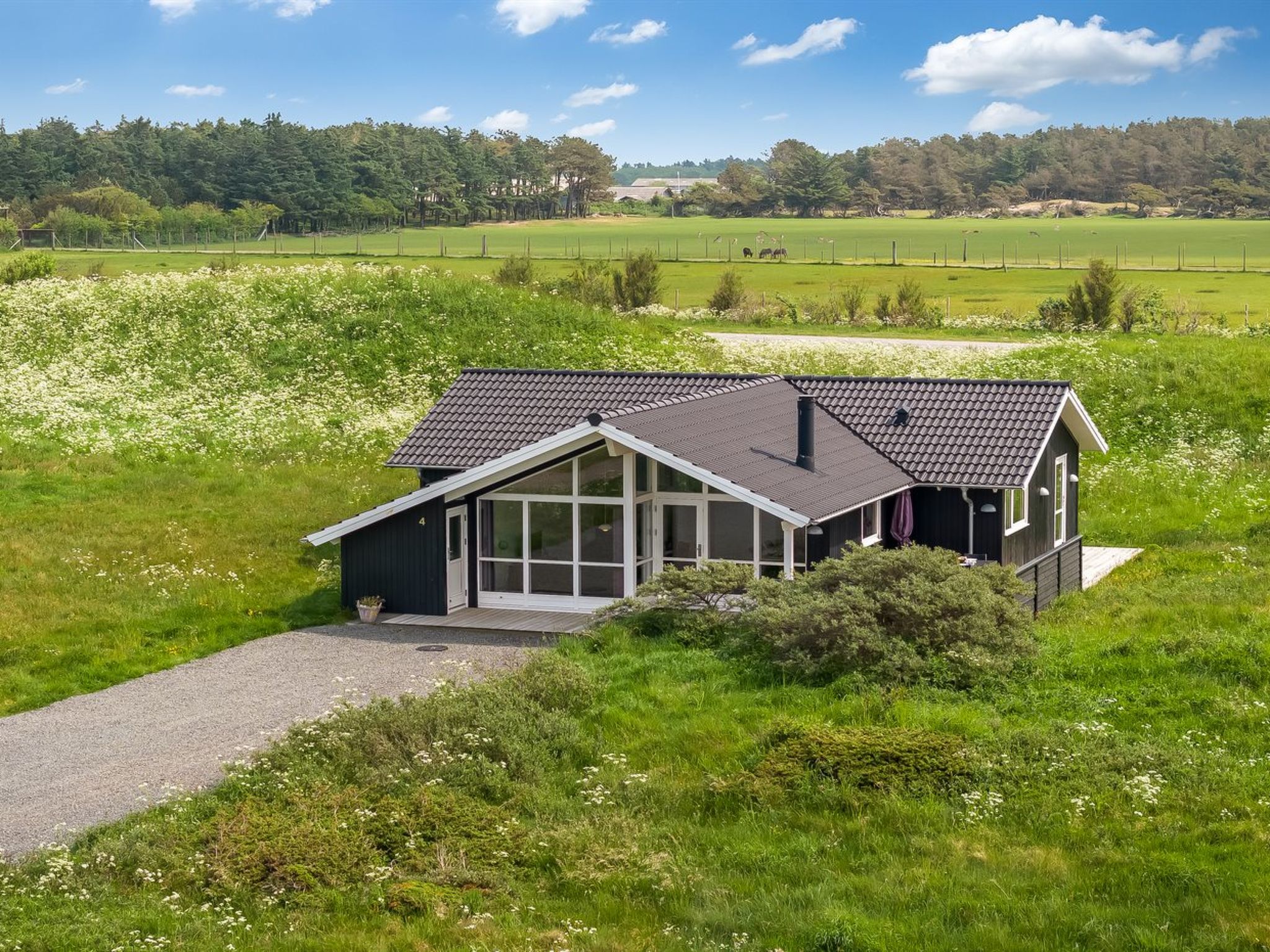 "Frejdis" - 1.1km from the sea
