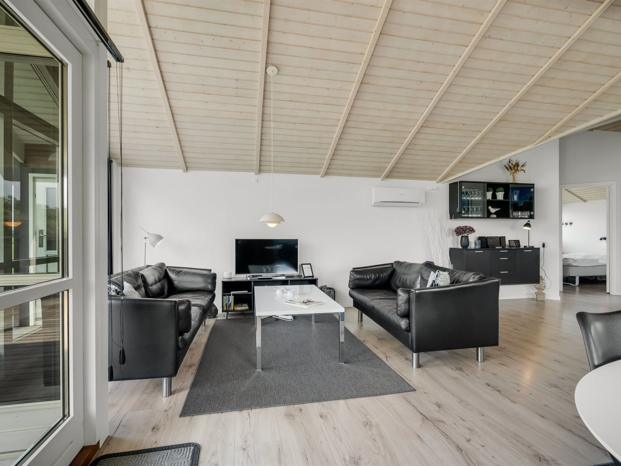 "Frejdis" - 1.1km from the sea