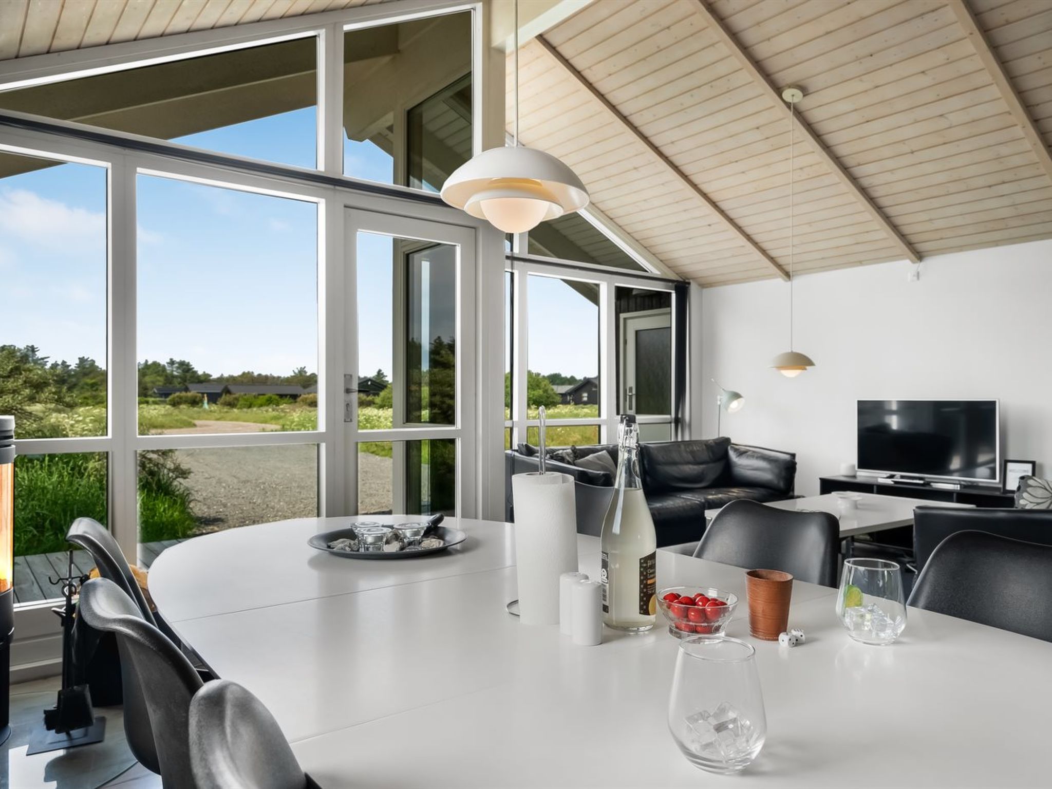"Frejdis" - 1.1km from the sea - Drinnen
