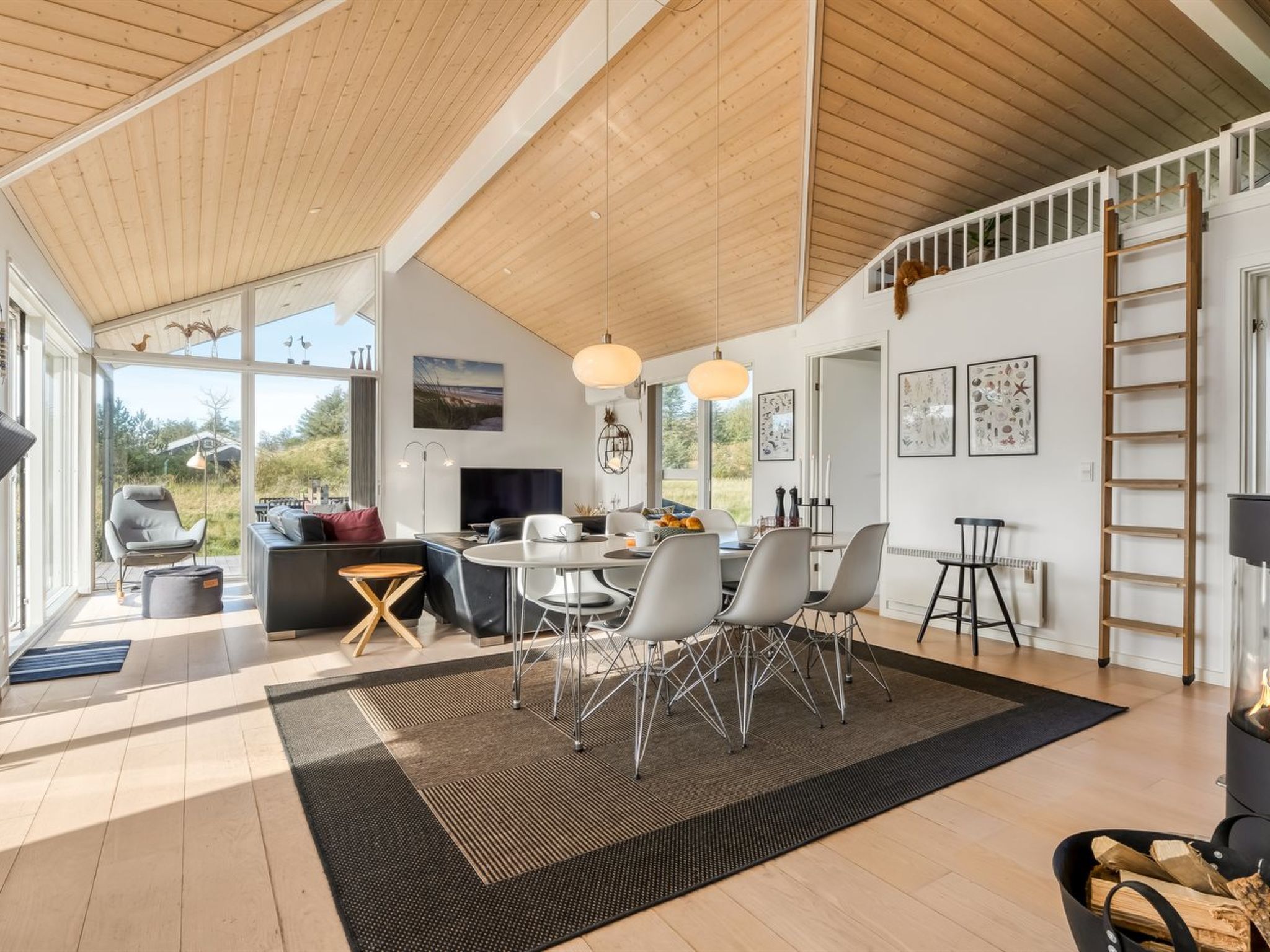 "Yaim" - 800m from the sea - Inside