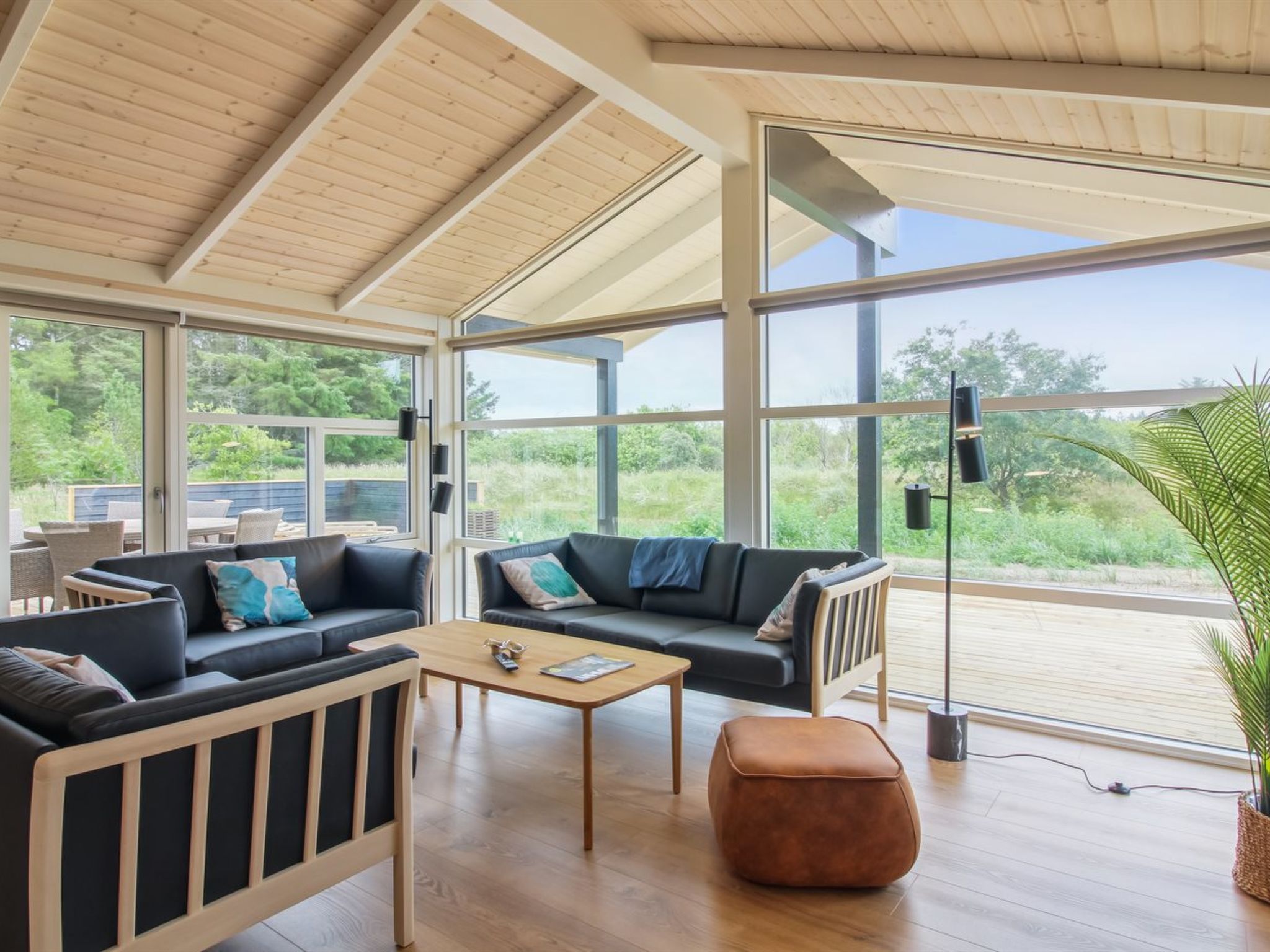 "Heriest" - 1.2km from the sea - Drinnen