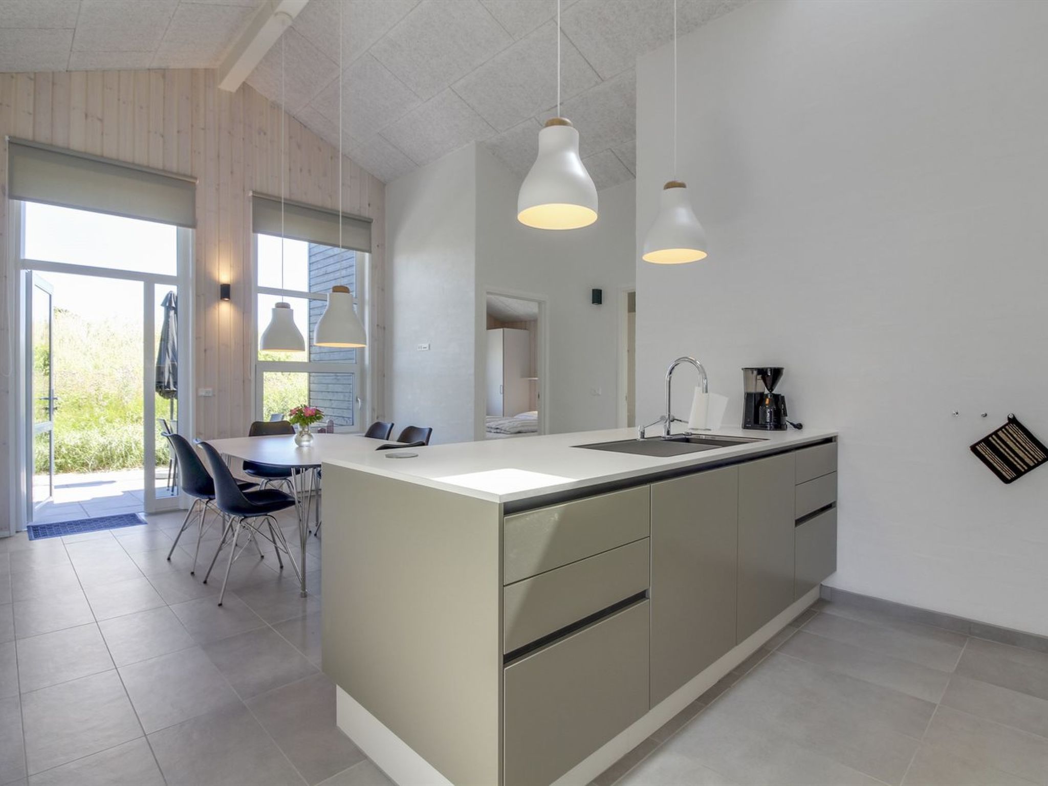 "Grith" - 1km from the sea - Binnen