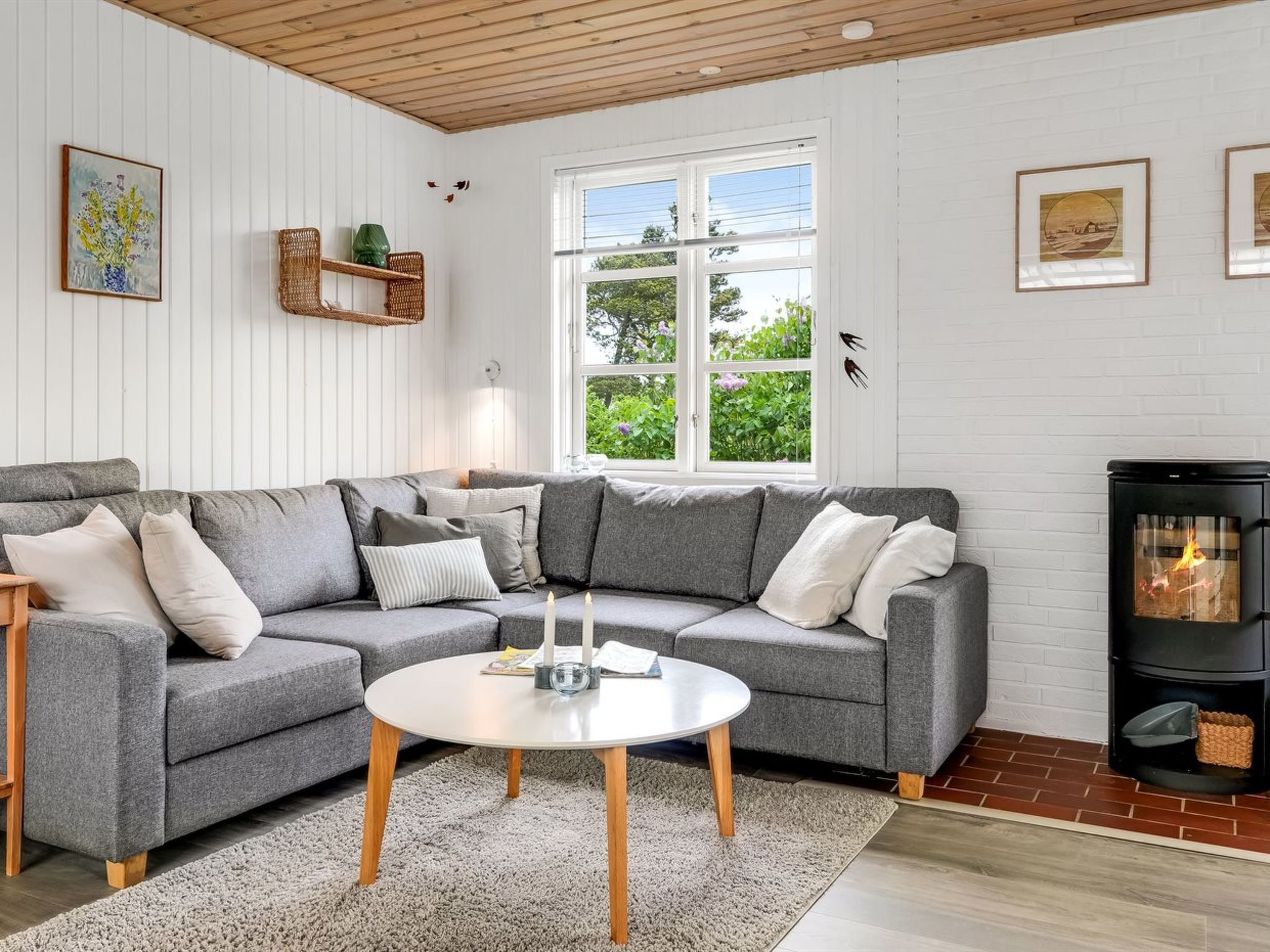 "Kaare" - 250m from the sea - Binnen