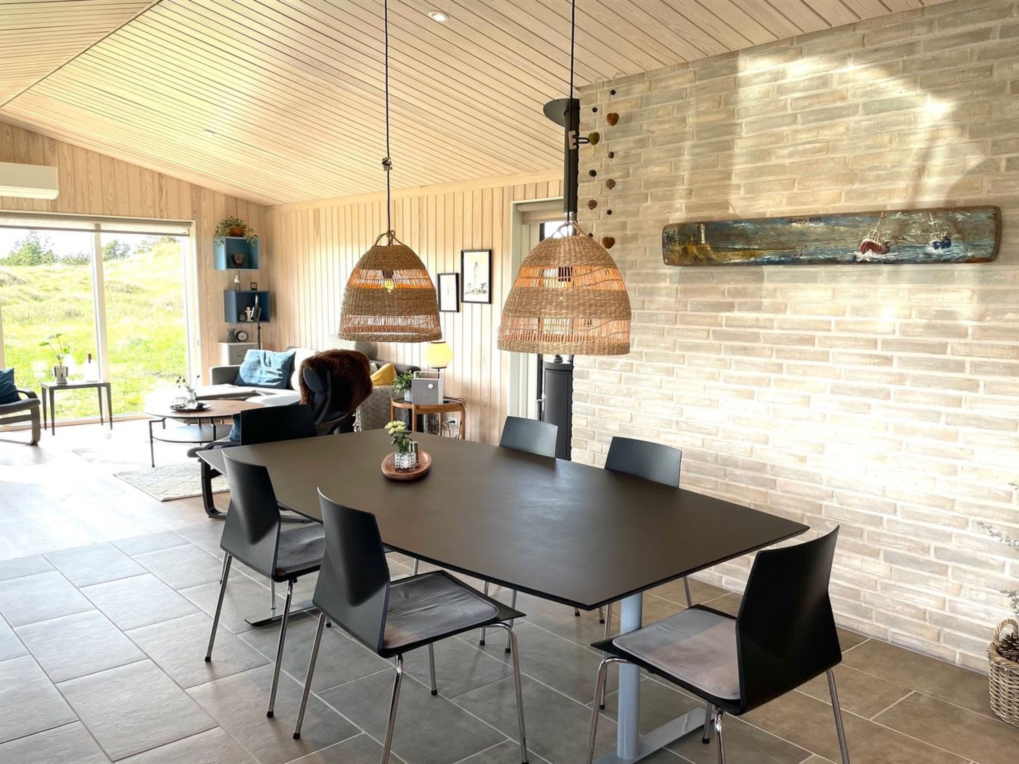 "Hinda" - 1.2km from the sea - Drinnen