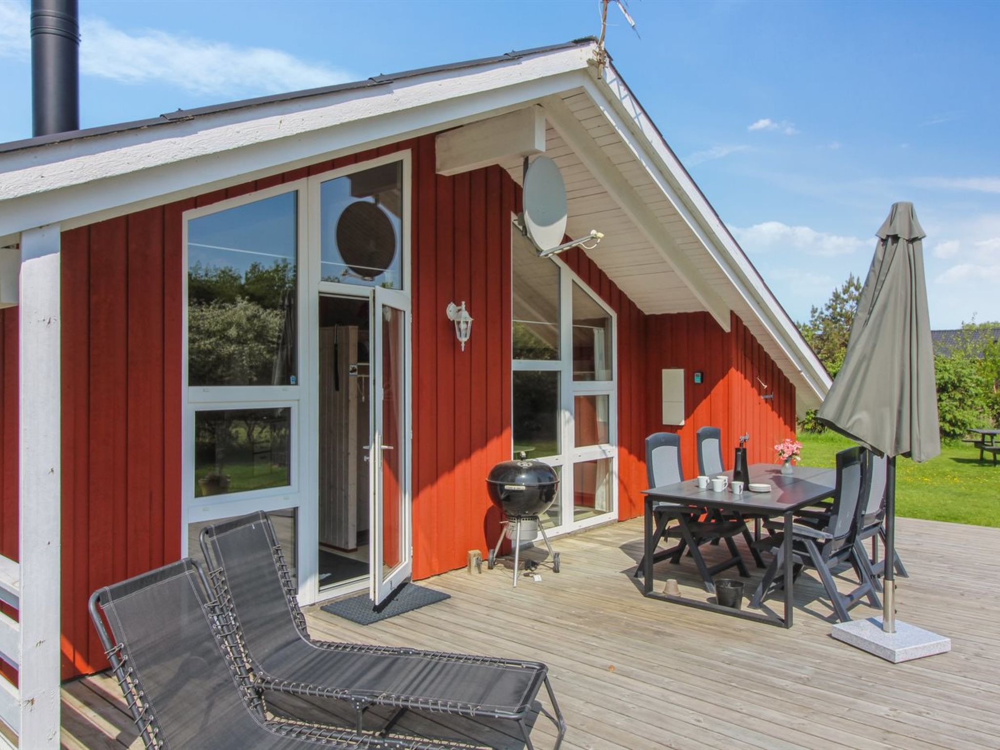 "Menka" - 1.3km from the sea - Buiten