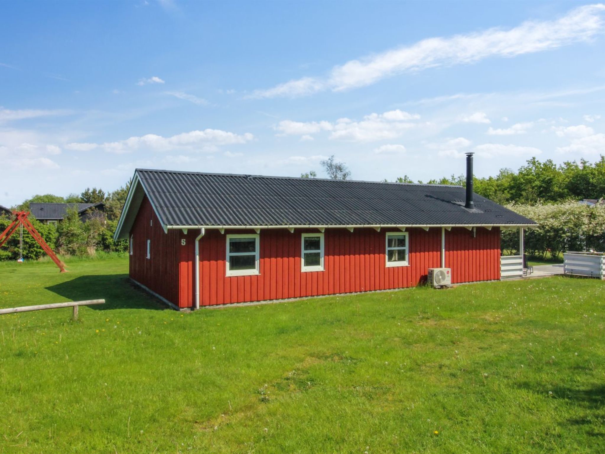 "Menka" - 1.3km from the sea - Buiten