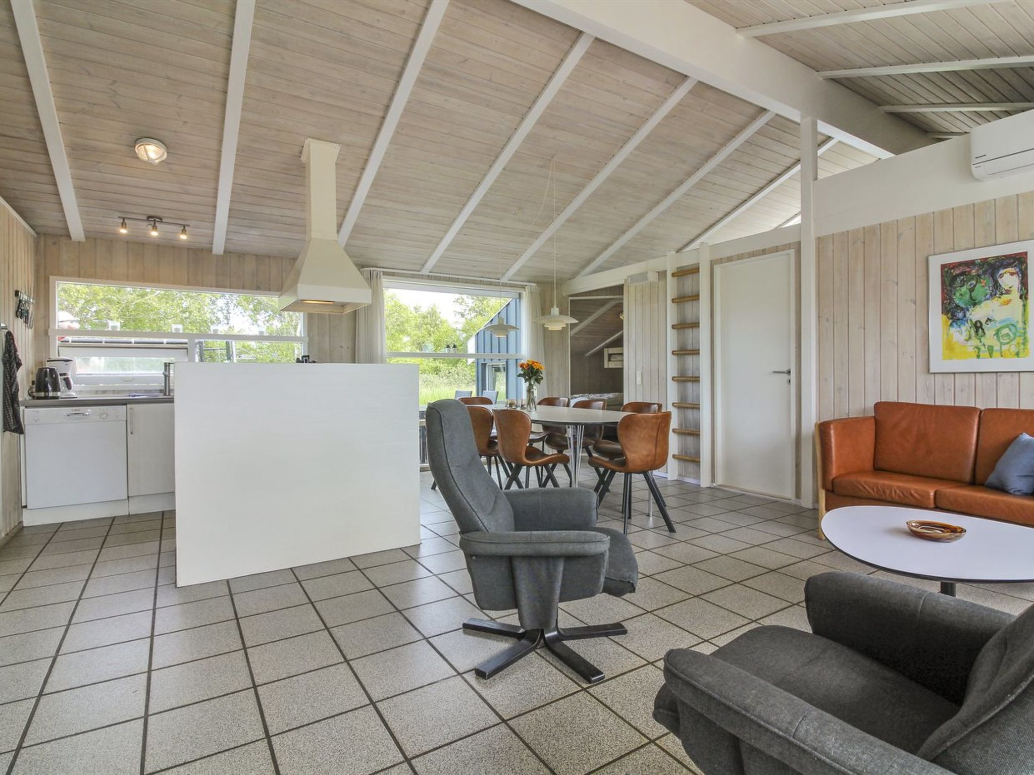 "Ilmo" - 950m from the sea-Drinnen