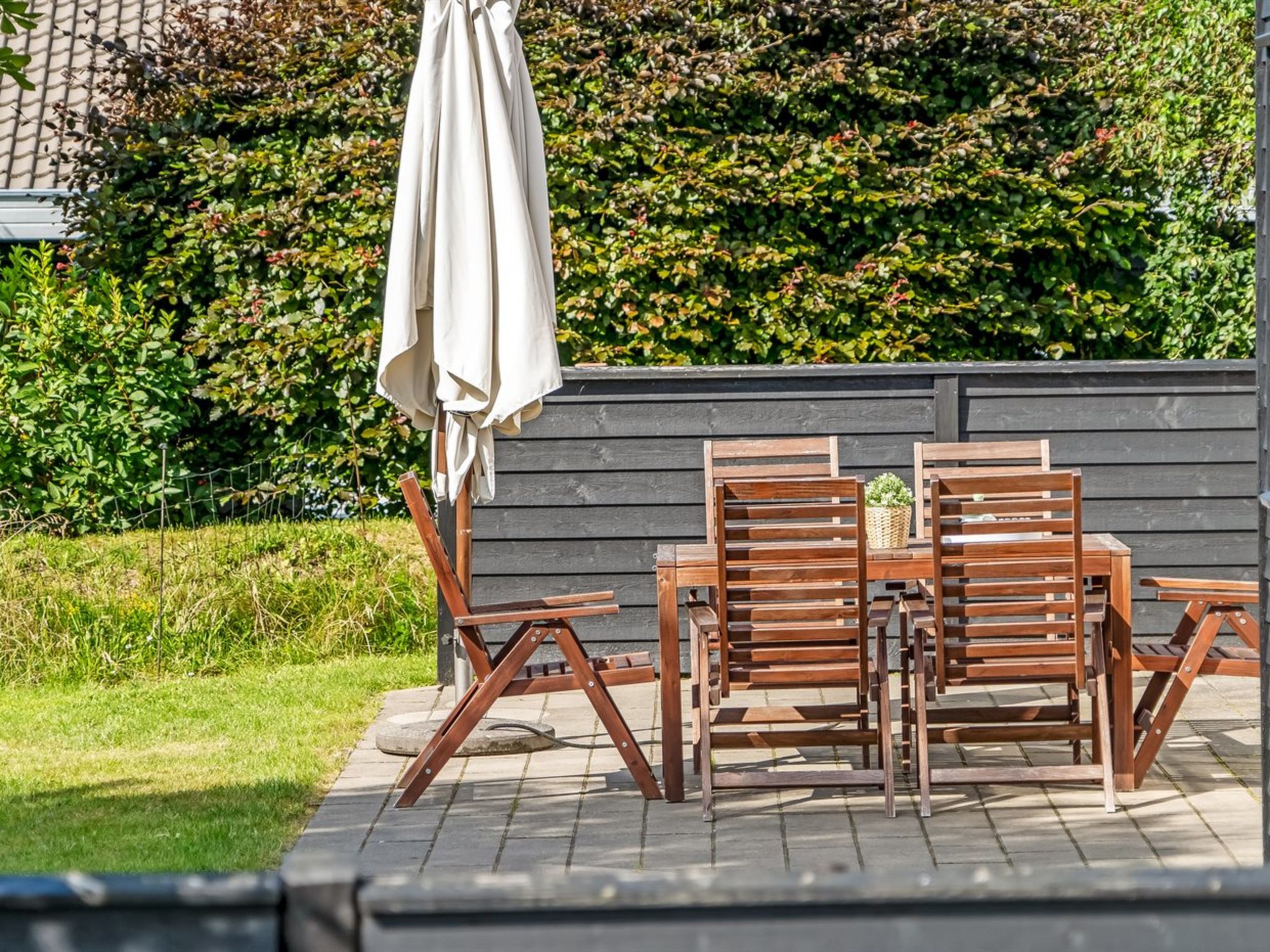 "Marijanne" - 500m from the sea - Outside