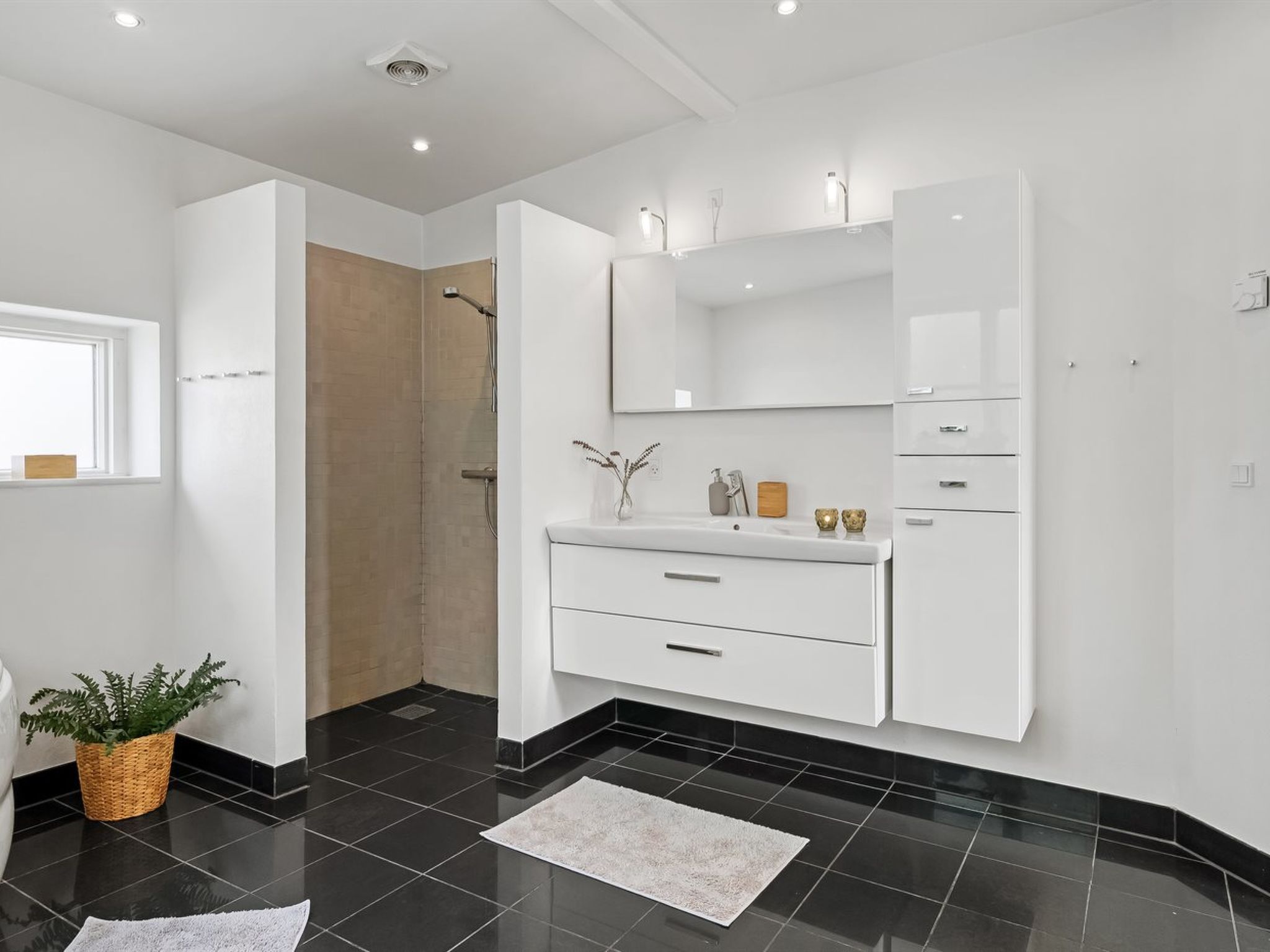 "Marijanne" - 500m from the sea - Inside