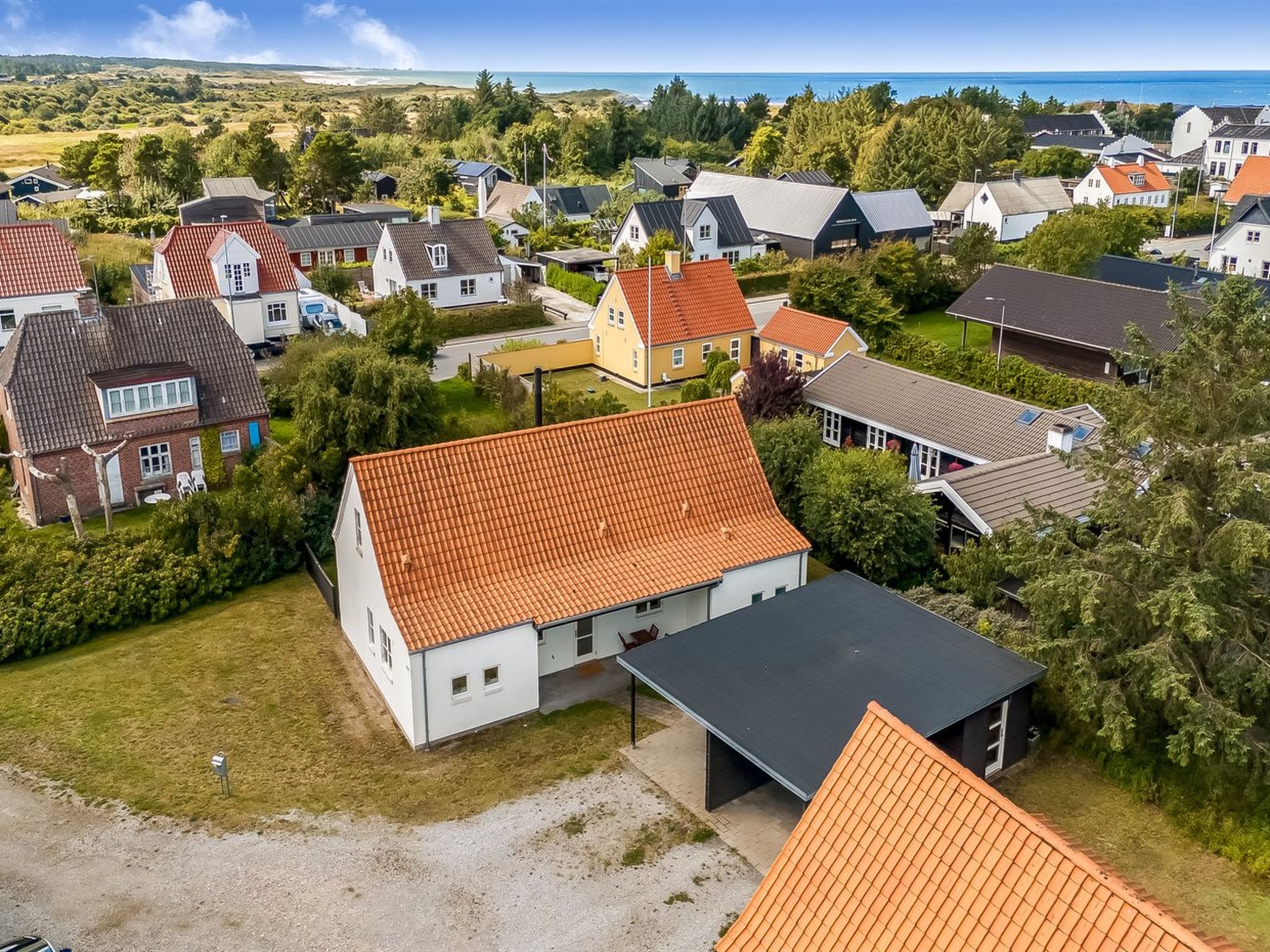"Marijanne" - 500m from the sea - Outside
