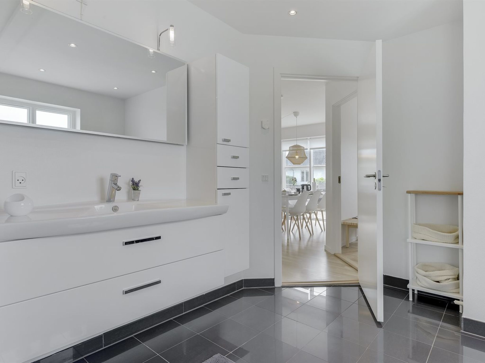 "Henke" - 500m from the sea-Inside
