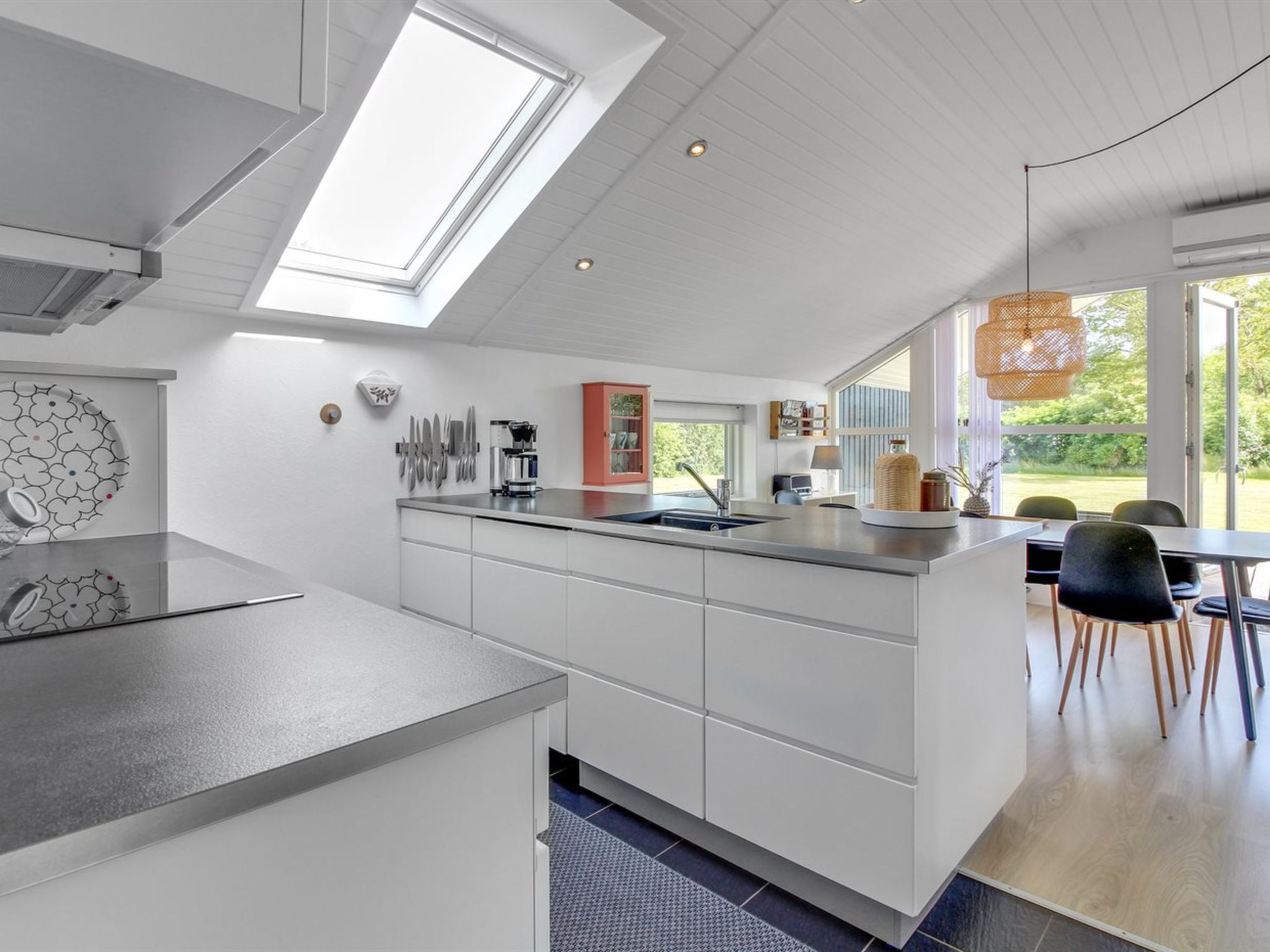 "Harmen" - 1.1km from the sea - Drinnen