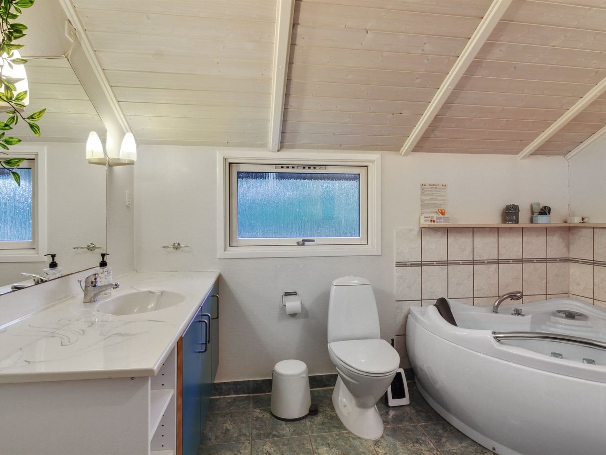 "Acucena" - 1.3km from the sea - Binnen