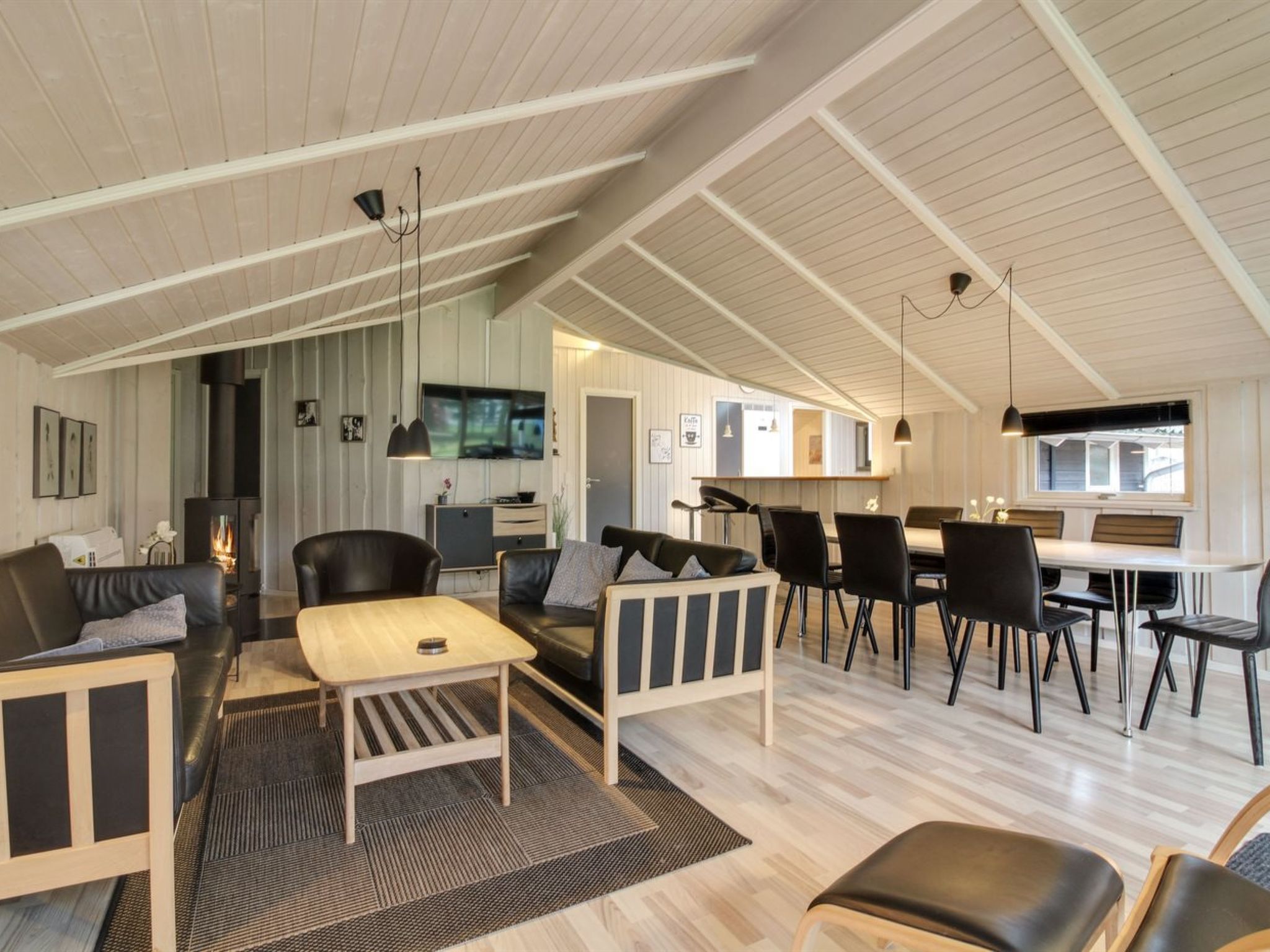 "Acucena" - 1.3km from the sea - Binnen