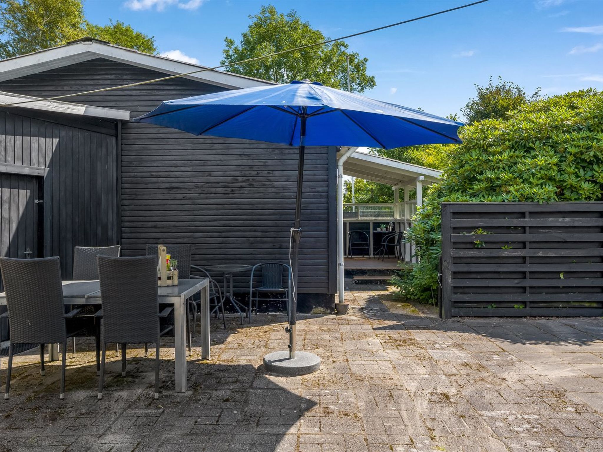 "France" - 5km from the sea-Buiten