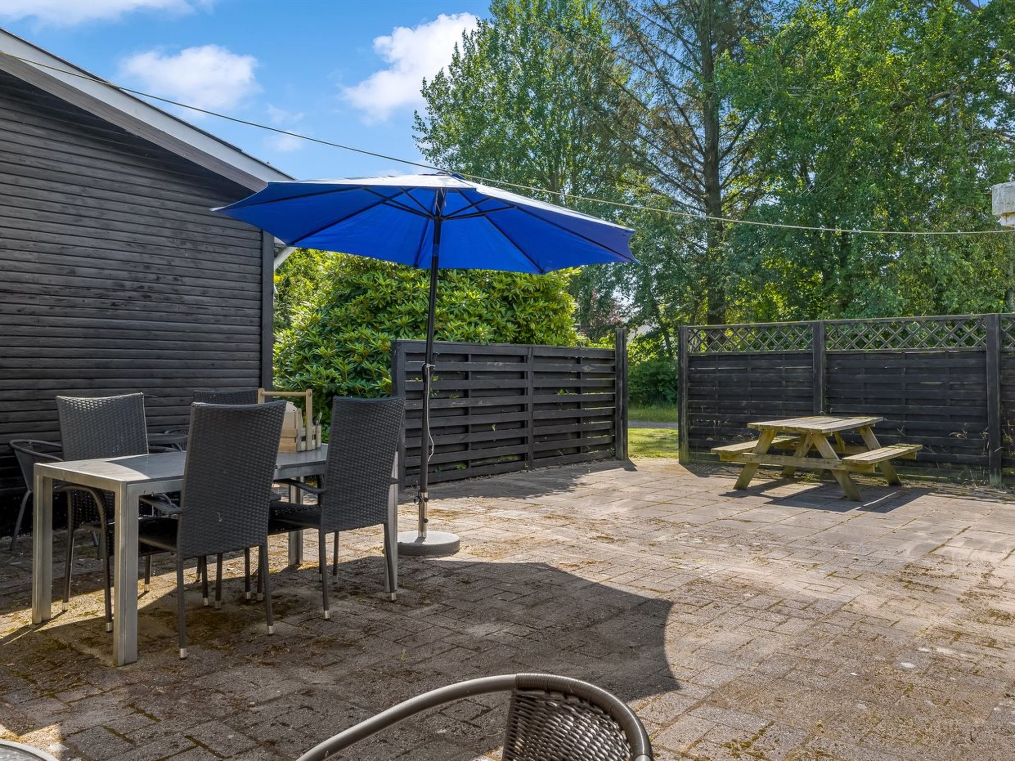 "France" - 5km from the sea - Buiten