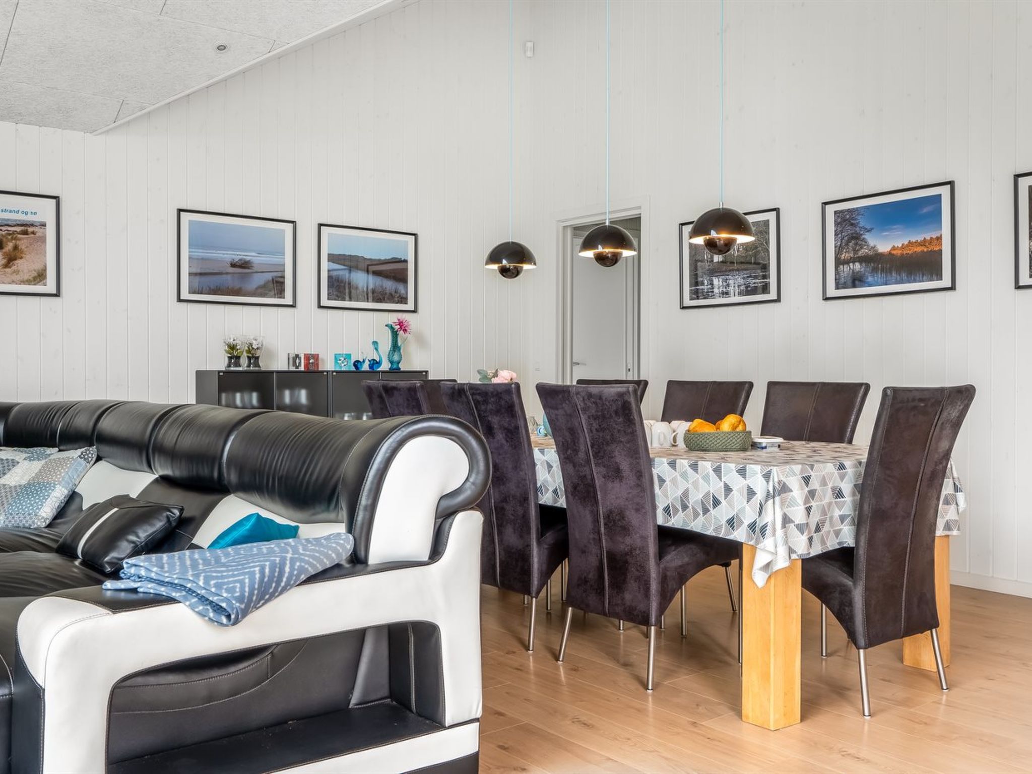 "Sunna" - 1.2km from the sea - Binnen